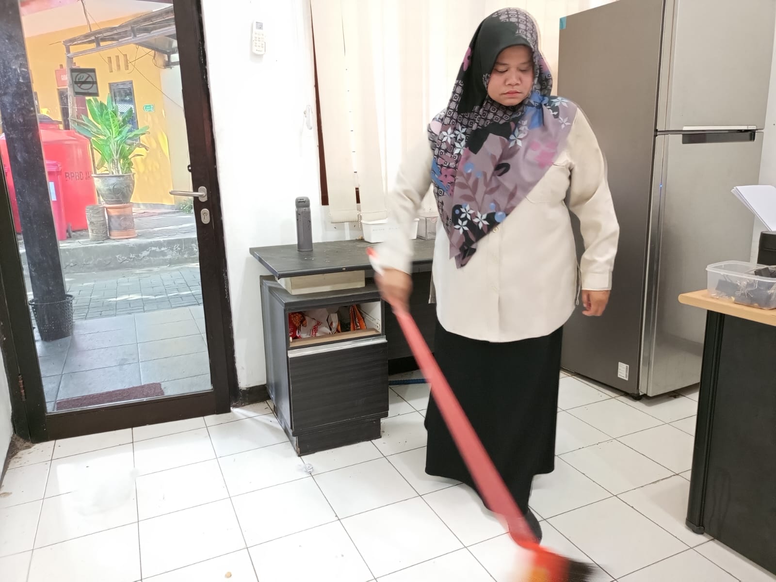 BPBD Jember Perkuat Budaya Bersih Lewat Korve Rutin, Dukung Pengelolaan Sampah Mandiri