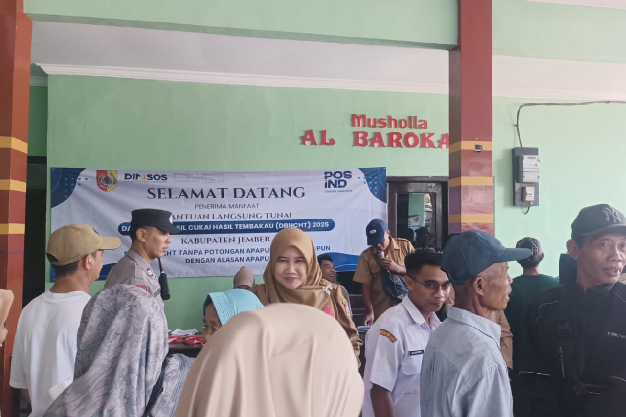 penyaluran-bansos-dbhcht-di-kelurahan-baratan-berjalan-lancar-95-kpm-terdata-20251202