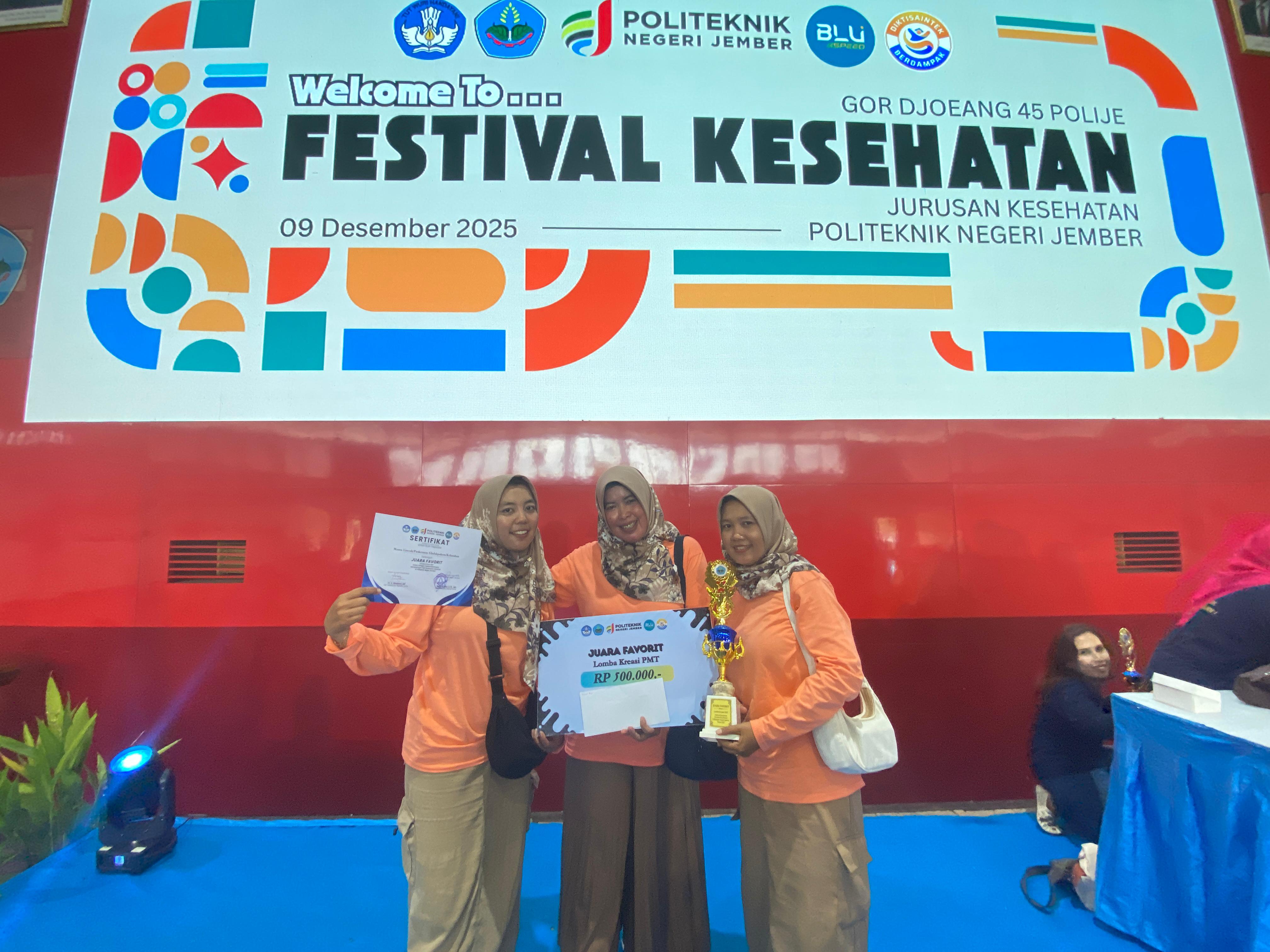 inovasi-pmt-berbahan-lokal-kader-posyandu-kranjingan-raih-penghargaan-terfavorit-20251210