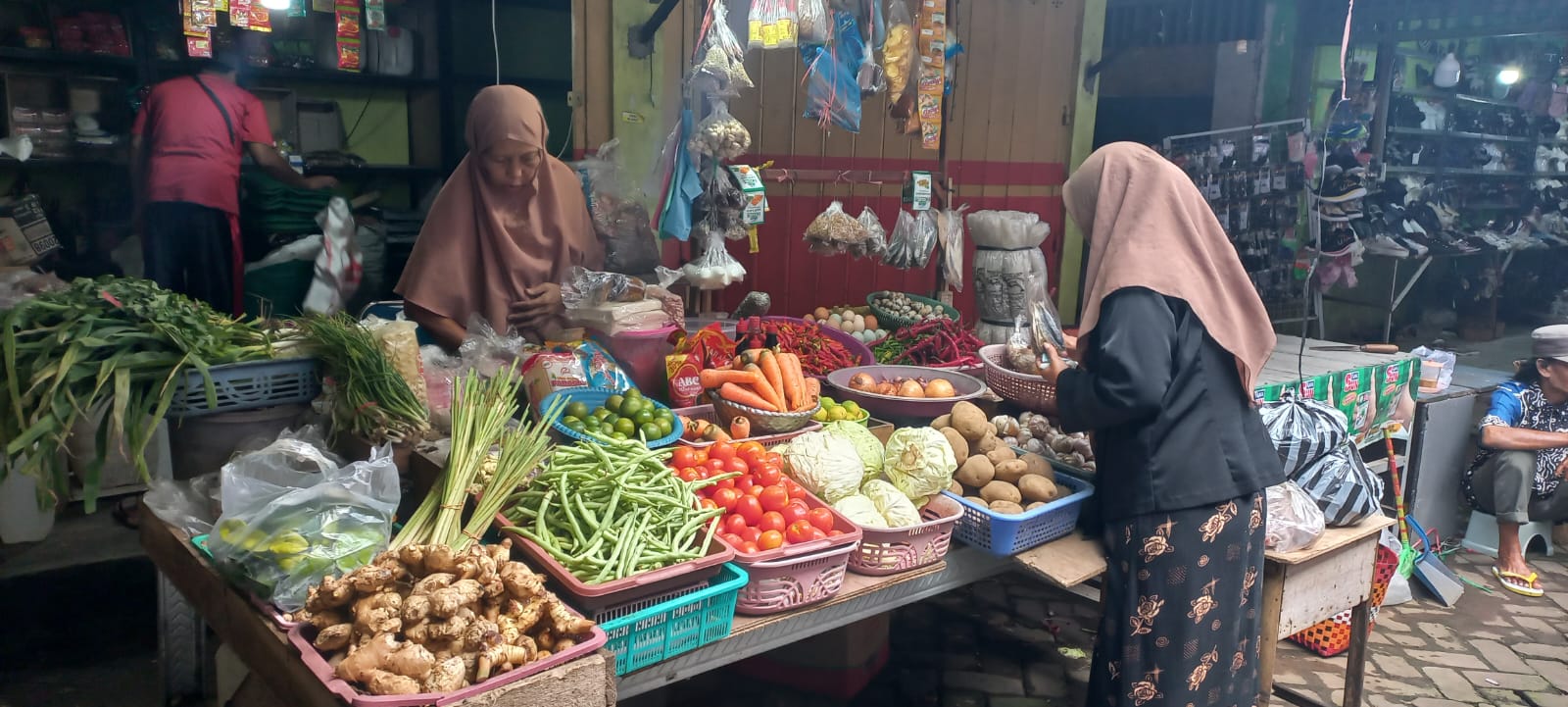 dibalik-kenaikan-dan-penurunan-harga-bapokting-stabilitas-tetap-terjaga-di-senin-22-desember-2025-20251222
