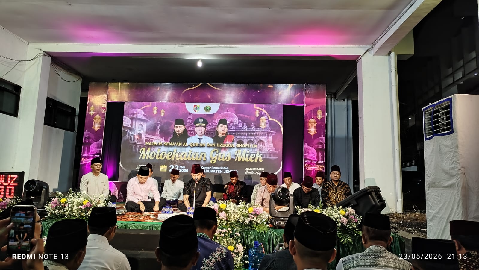 camat-ajung-hadiri-moloekatan-gus-miek-bersama-ribuan-jemaah-di-halaman-pemkab-jember-20260524
