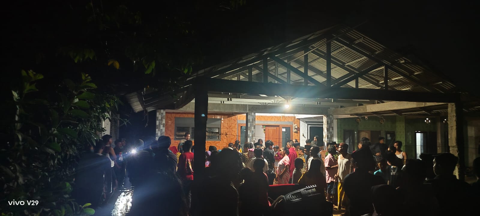 kasipem-trantibum-kecamatan-patrang-lakukan-identifikasi-pascakebakaran-dua-rumah-warga-di-kelurahan-slawu-kerugian-ditaksir-capai-rp200-juta-20260604