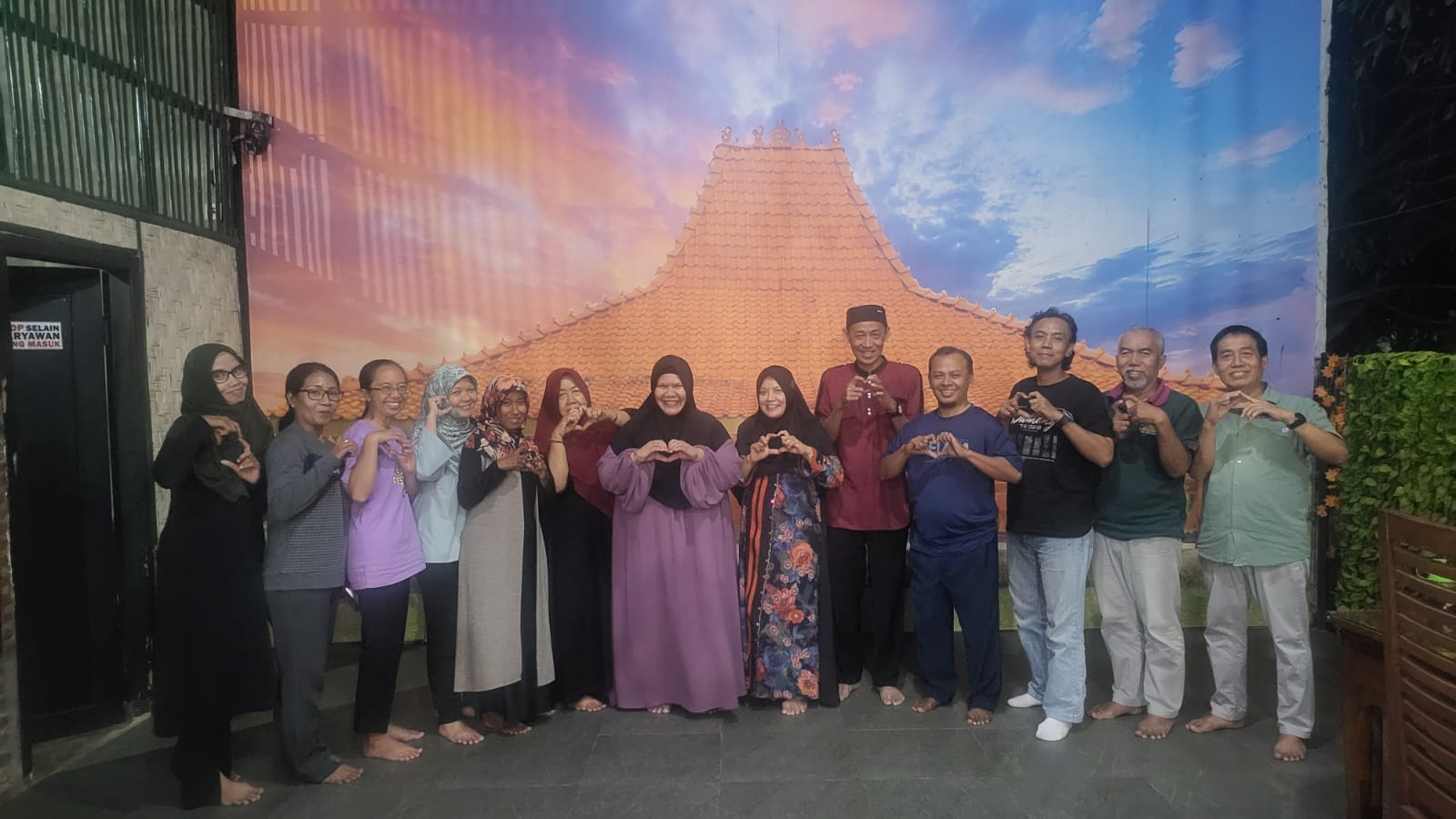 atasi-masalah-sampah-kelurahan-tegalgede-dan-pegiat-lingkungan-gagas-budidaya-maggot-hingga-pembuatan-kompos-20260604