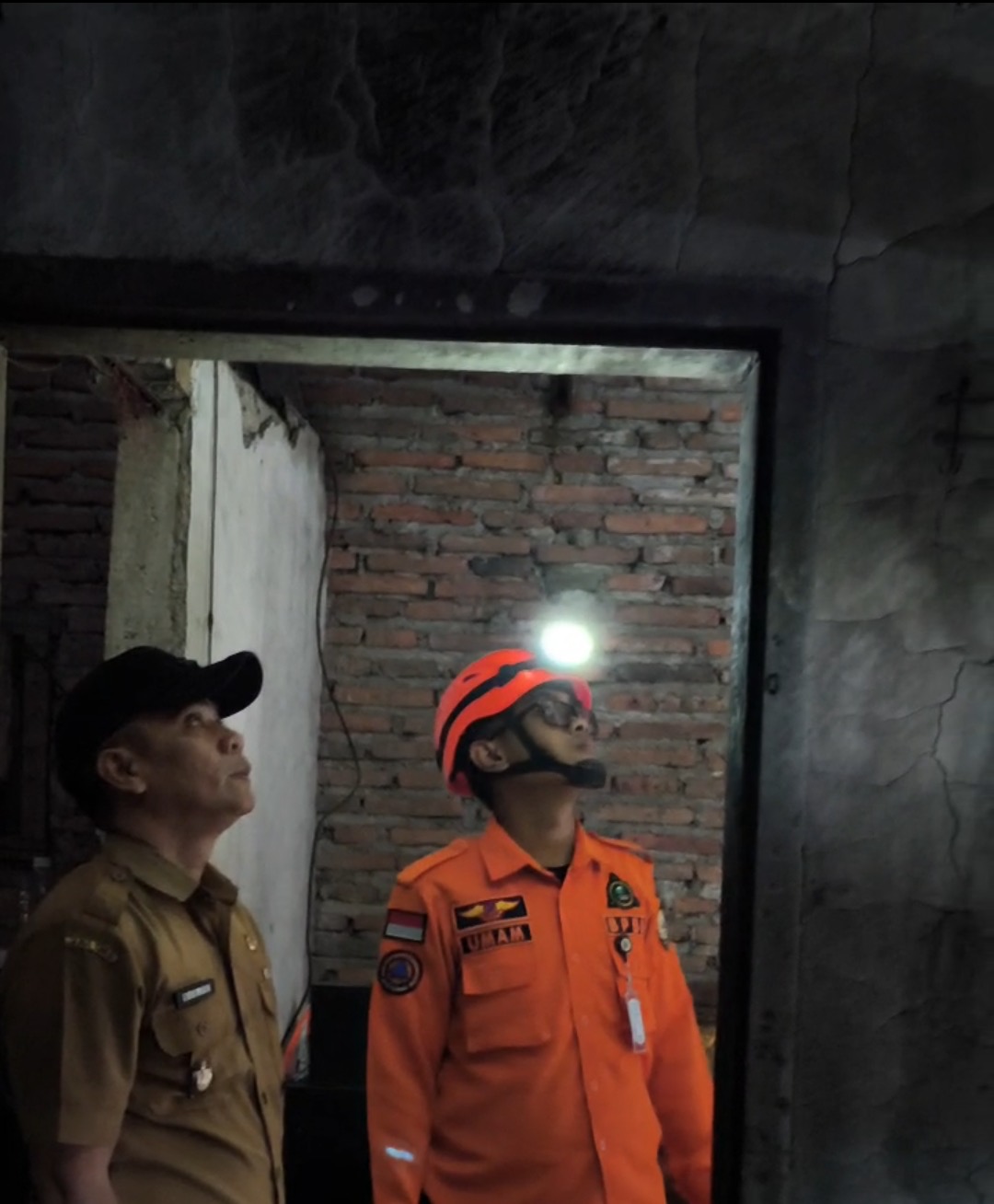 diduga-dipicu-adaptor-wifi-meledak-rumah-warga-karangrejo-jember-terbakar-20260609
