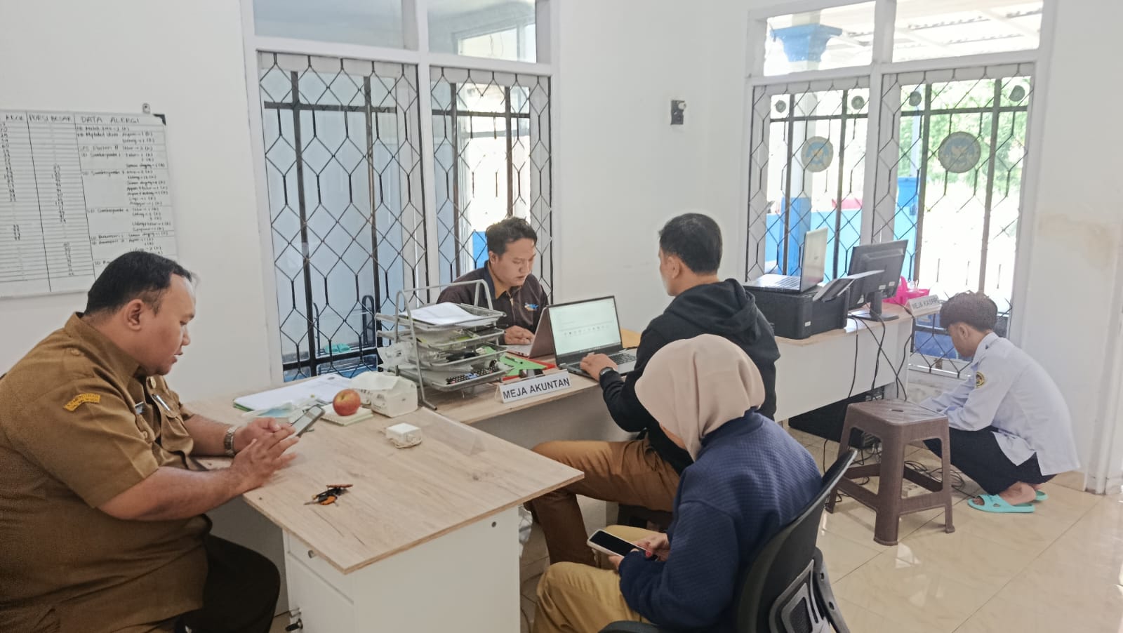 supervisi-mbg-diperketat-pemkab-jember-tekankan-evaluasi-pasca-insiden-di-kaliwates-agar-tidak-terulang-20260610