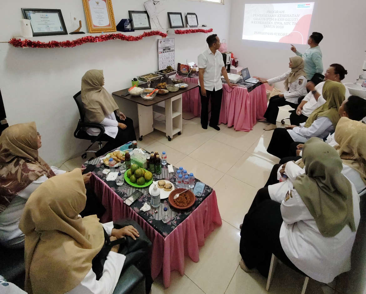 perkuat-kualitas-pelayanan-cek-kesehatan-gratis-dinkes-ppkb-jember-lakukan-monitoring-dan-evaluasi-di-puskesmas-sukorejo-20260617