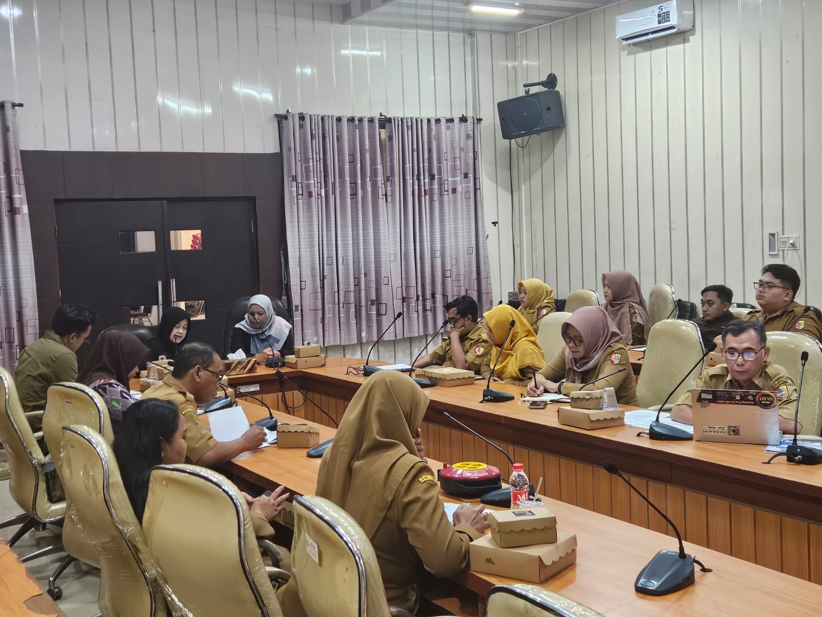 rapat-koordinasi-monitoring-dan-evaluasi-pelaksanaan-dbhcht-semester-ii-tahun-anggaran-2025-20260622