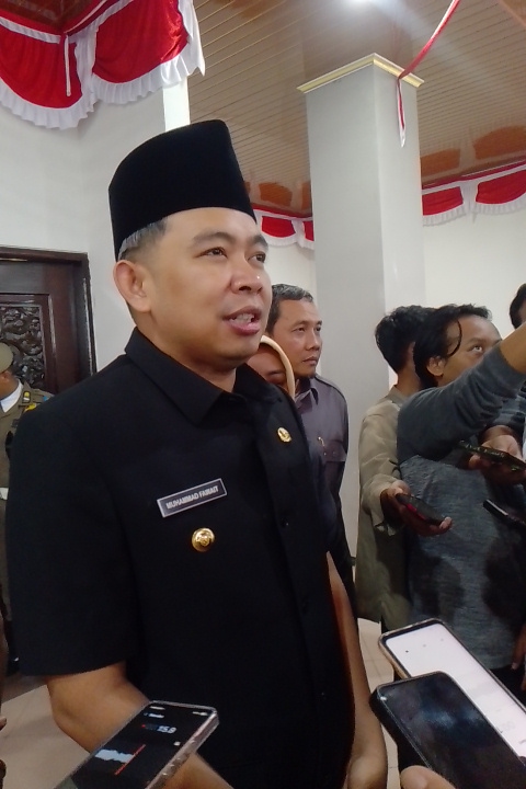 sidang-paripurna-bupati-jember-apresiasi-pandangan-umum-fraksi-fraksi-dprd-jember-20260623