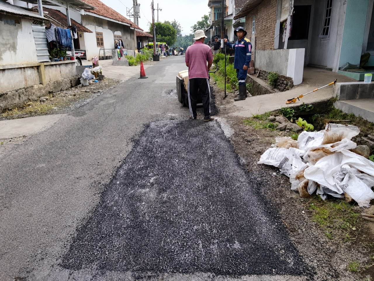 geliat-ekonomi-tanggul-dpupr-jember-percepat-perbaikan-jalur-vital-patemon-kramatsukoharjo-20260701
