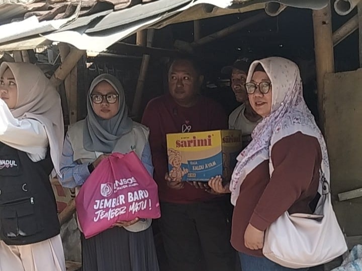 respons-cepat-wadul-guse-tim-kecamatan-bangsalsari-dampingi-penanganan-lansia-sakit-di-desa-petung-20260705