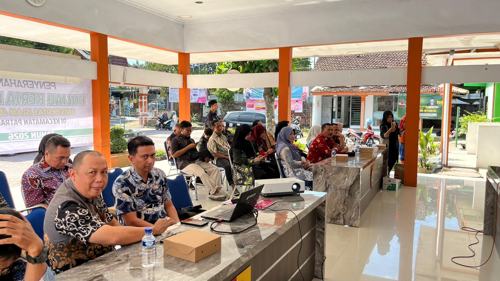 perkuat-peran-ujung-tombak-pelayanan-kelurahan-bintoro-siapkan-perangkat-sebagai-edukator-digital-pajak-20260709