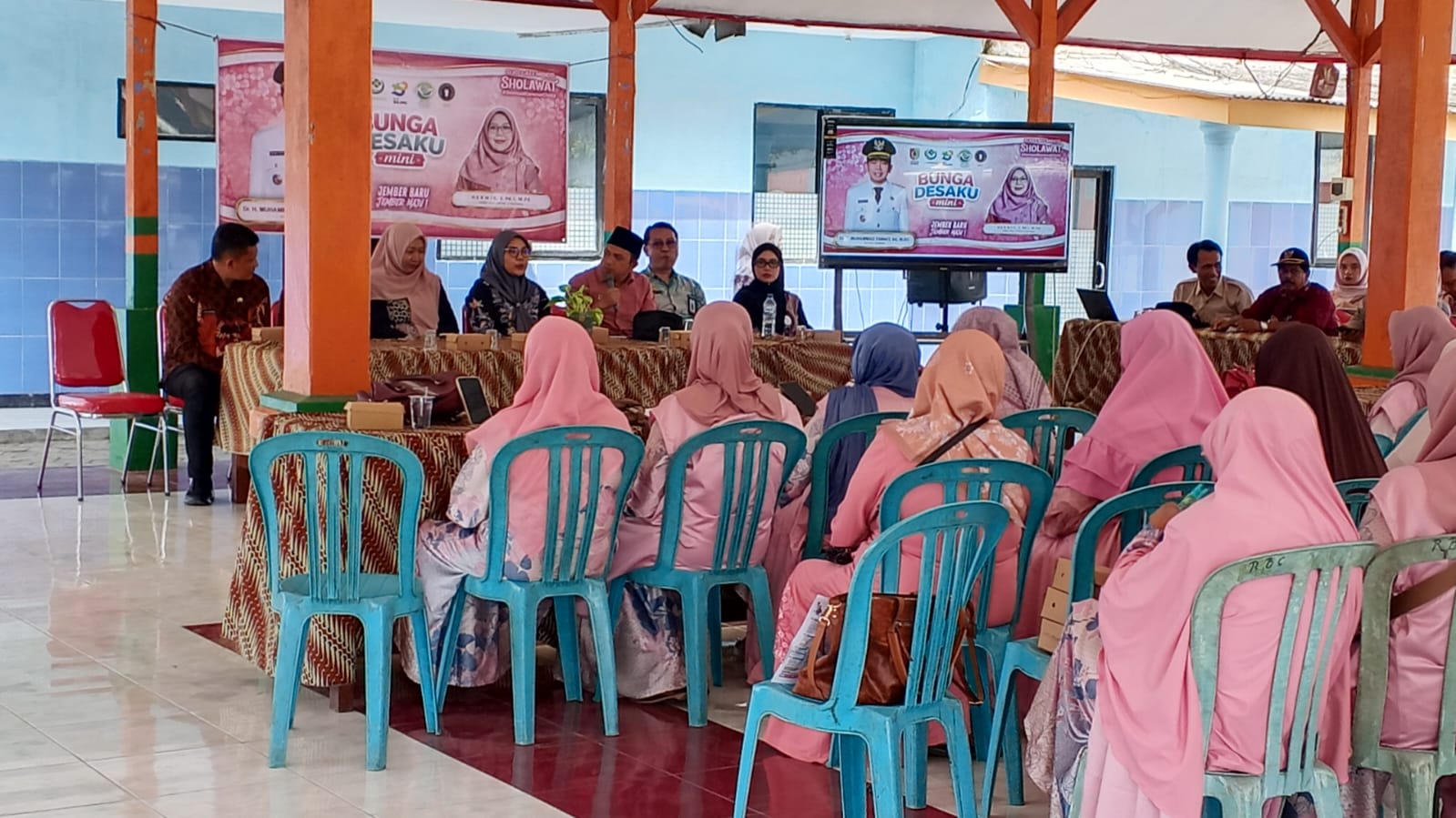 akselerasi-pelayanan-publik-camat-rambipuji-pimpin-safari-bunga-desaku-mini-di-empat-desa-20260710