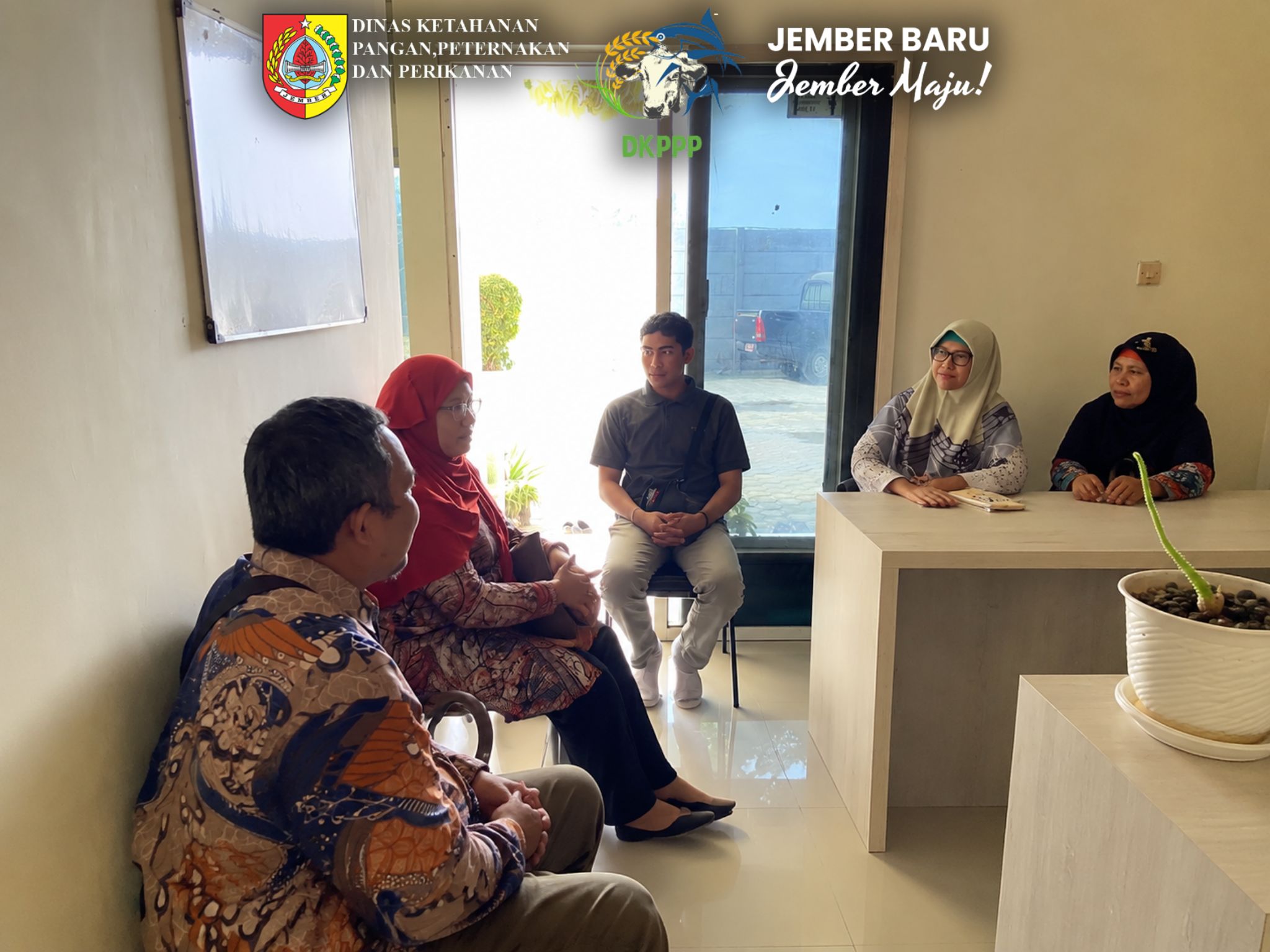 dkppp-jember-tingkatkan-pengawasan-mutu-pangan-dua-pelaku-usaha-beras-dibina-penuhi-standar-registrasi-psat-pduk-20260710