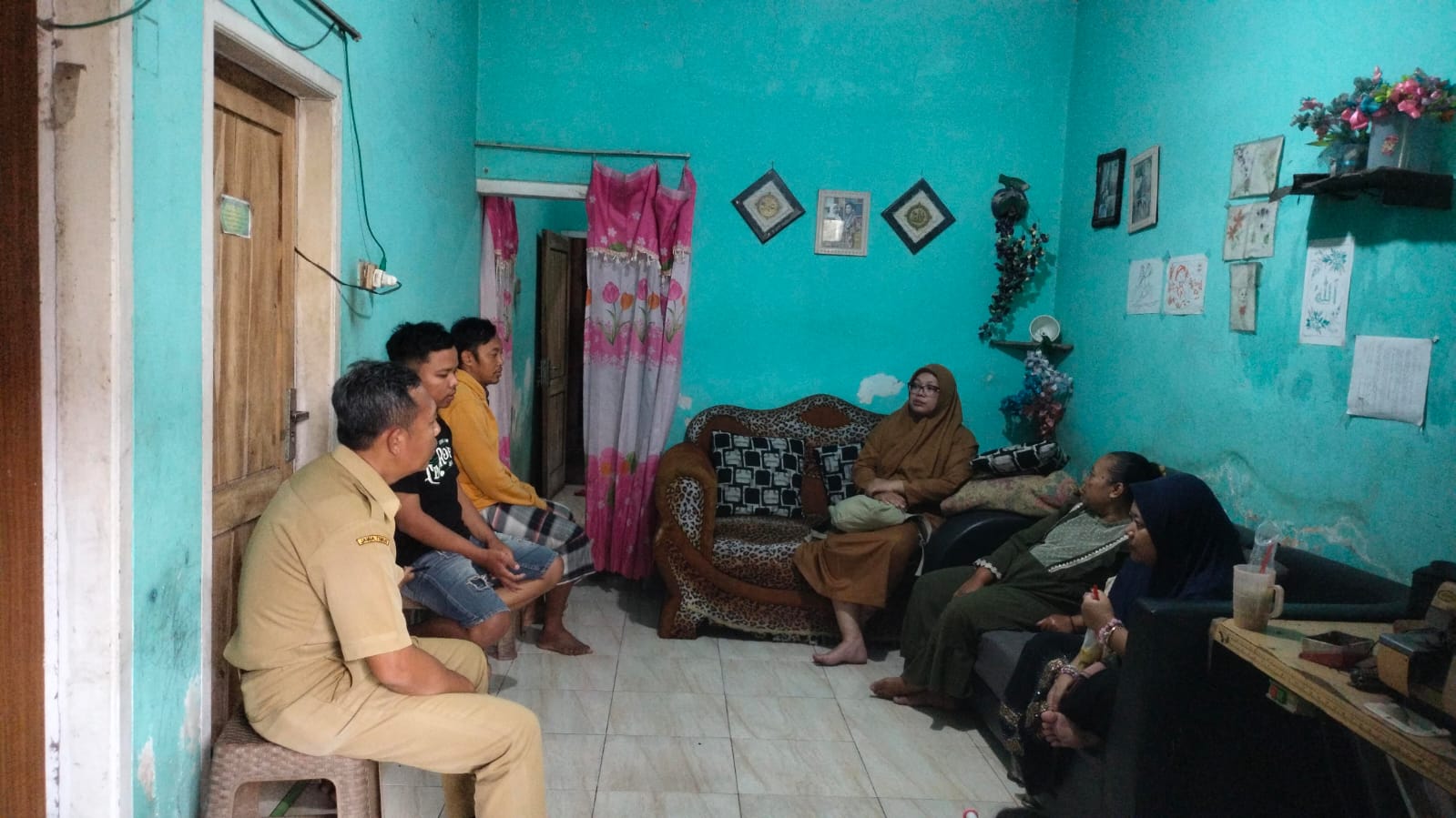 lurah-tegalgede-bersama-tim-medis-puskesmas-sumbersari-laksanakan-pendataan-dan-pemeriksaan-odgj-20260714