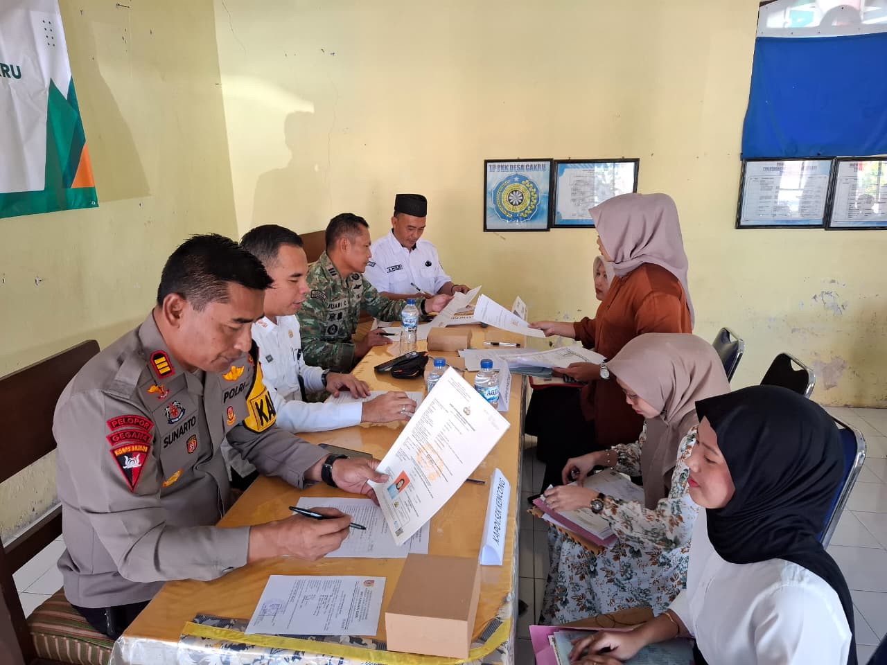 camat-kencong-pastikan-seleksi-perangkat-desa-cakru-berjalan-transparan-dan-akuntabel-20260715