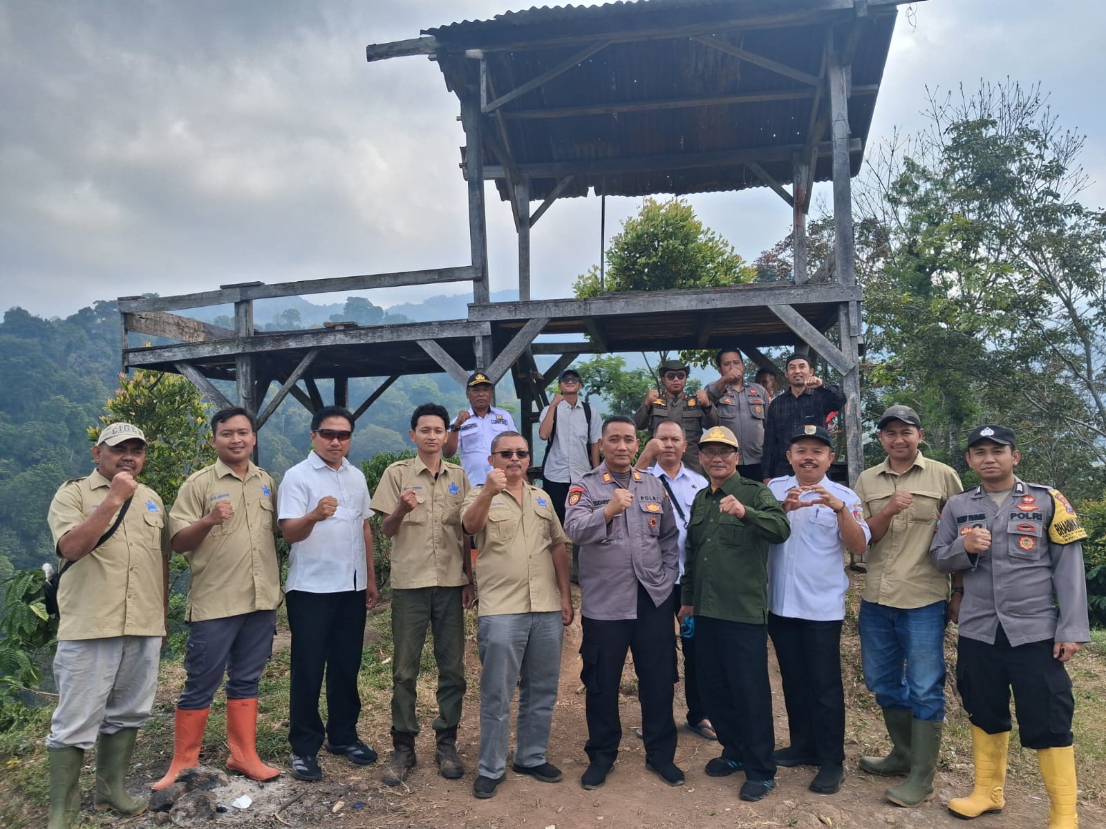muspika-sukorambi-intensifkan-patroli-kebencanaan-antisipasi-karhutla-di-perkebunan-durjo-20260715