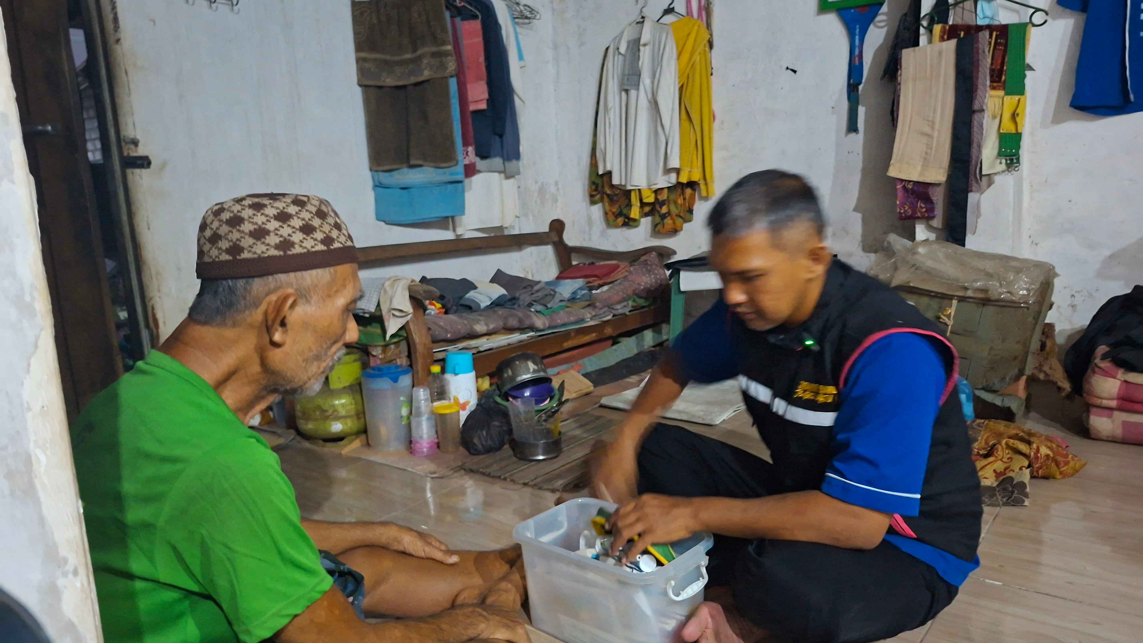 tiga-bulan-terbaring-sakit-warga-mangli-jember-akhirnya-tersenyum-berkat-layanan-uhc-20260716