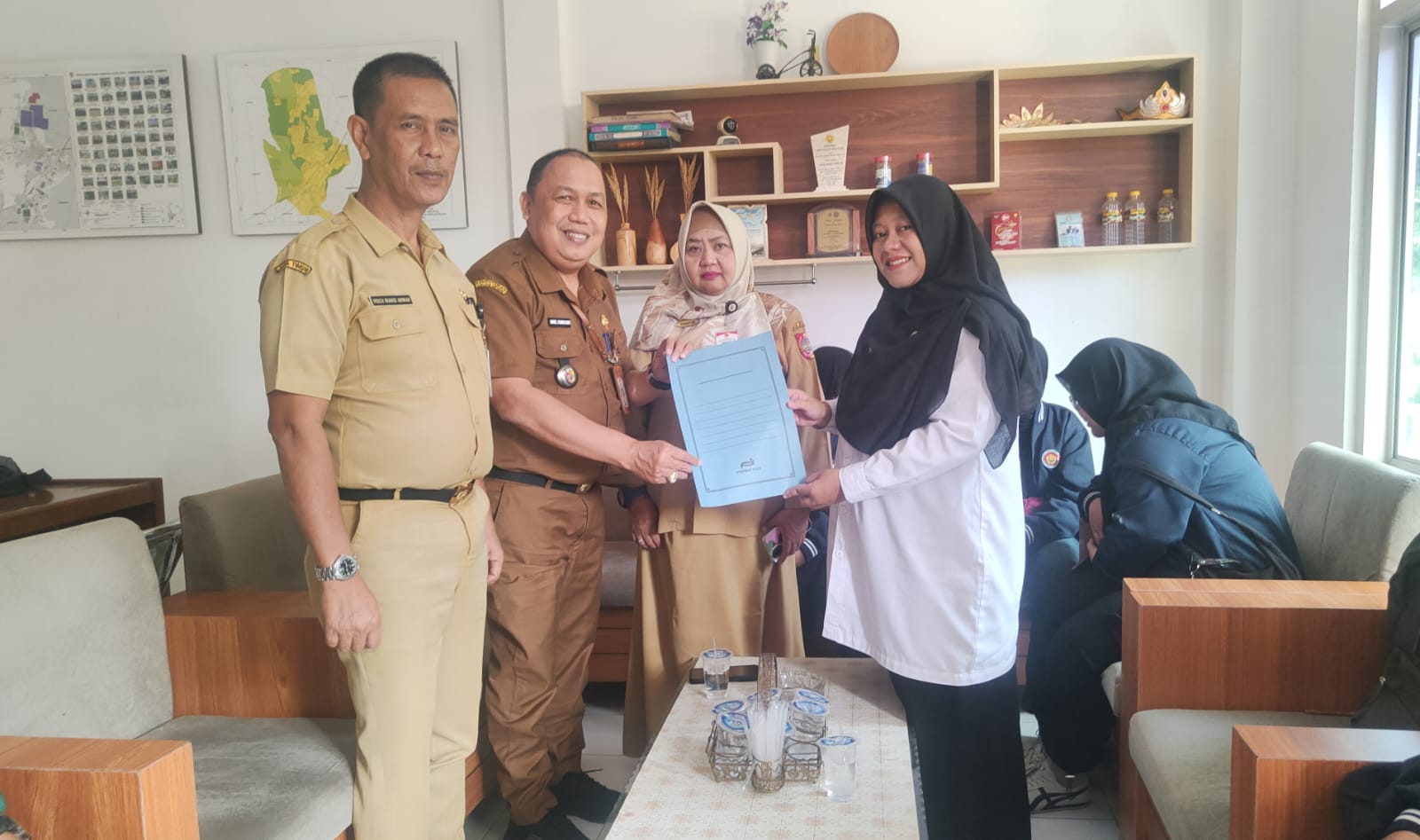 lurah-jember-lor-titip-pesan-pada-mahasiswa-kkn-bawa-perubahan-nyata-untuk-masyarakat-20260720