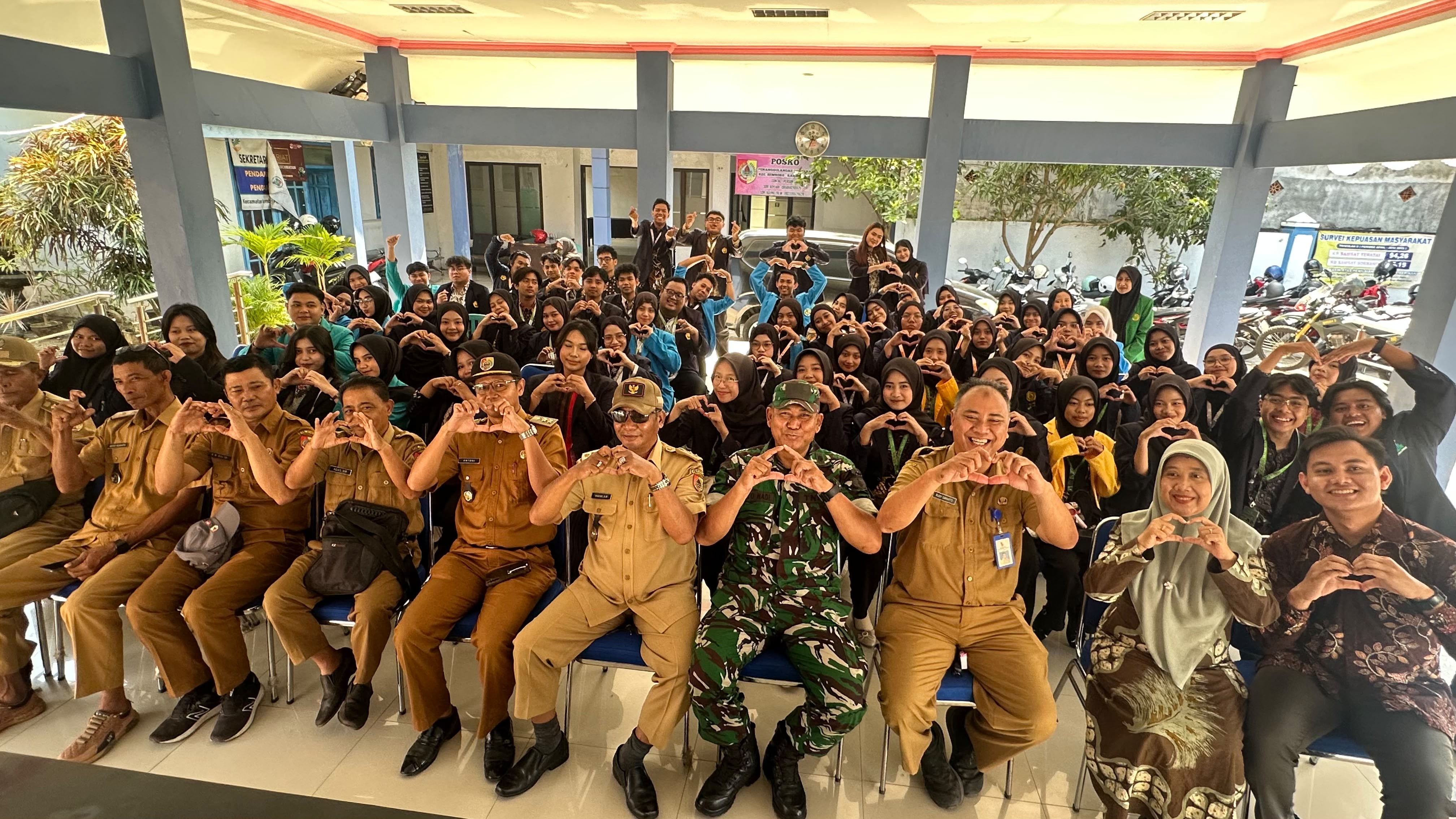 69-mahasiswa-kkn-siap-mengabdi-di-semboro-fokus-pendataan-sampah-dan-sosialisasi-bpjs-20260720