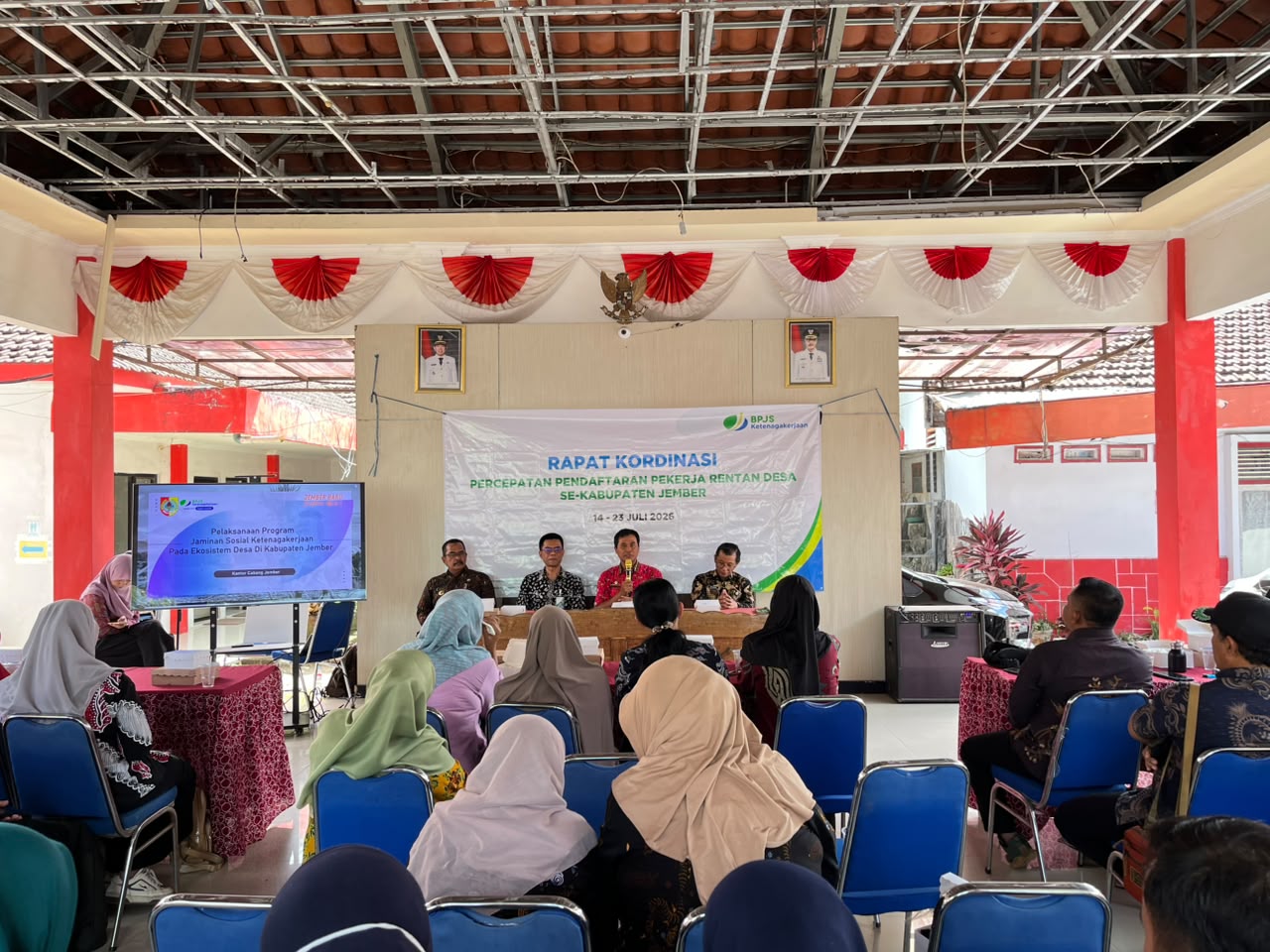 percepat-perlindungan-pekerja-rentan-dpmd-jember-gelar-rakor-bersama-bpjs-ketenagakerjaan-di-kecamatan-tempurejo-20260723