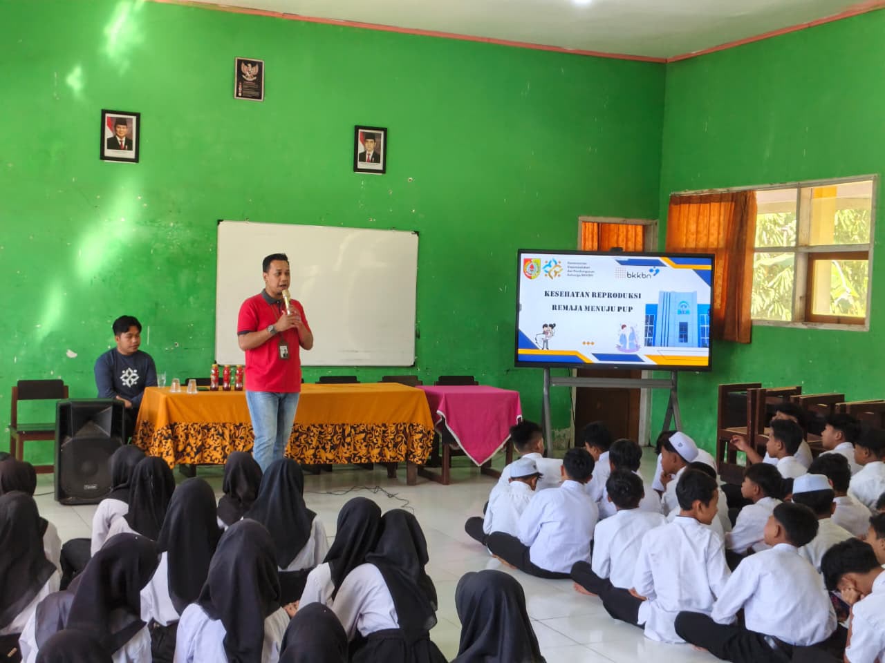 pemcam-sukowono-perkuat-peran-remaja-sosialisasikan-generasi-berencana-di-smpn-4-sukowono-20260724