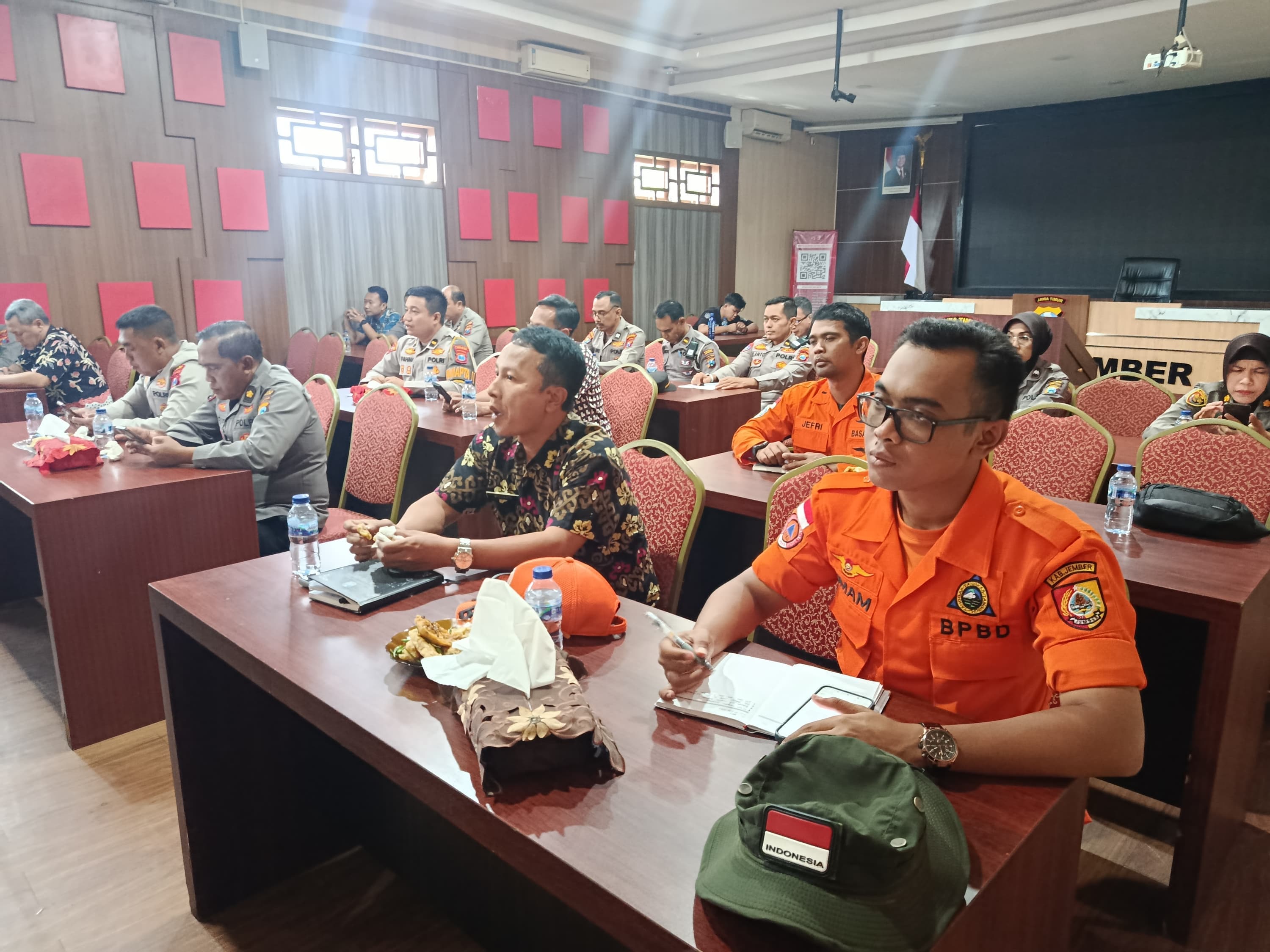 tekan-risiko-kebakaran-hutan-pemerintah-padukan-teknologi-daring-dan-sinergi-daerah-20260731