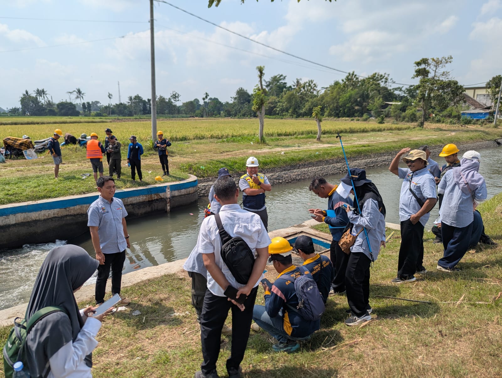 dpupr-jember-tingkatkan-akurasi-pengukuran-debit-air-melalui-monev-pelatihan-juru-irigasi-20260802