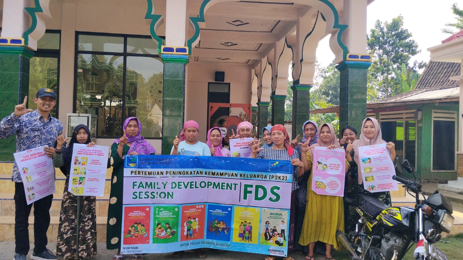 pendamping-pkh-edukasi-pemanfaatan-bansos-tepat-sasaran-di-desa-jambearum-20260807