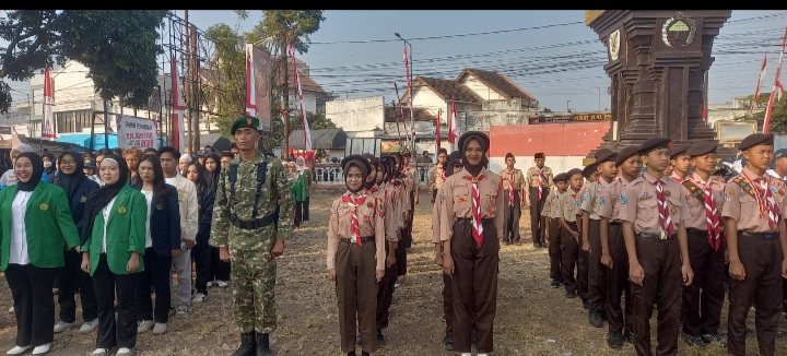 peringatan-hut-ke-81-ri-di-mayang-ditutup-khidmat-dengan-upacara-penurunan-bendera-20260818