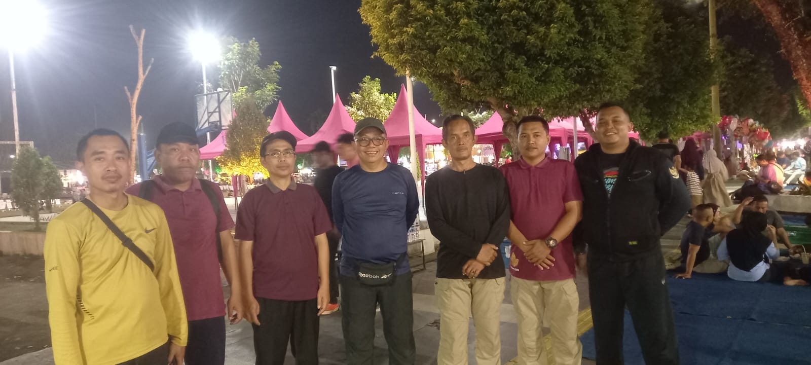 mantapkan-fisik-jelang-tajemtra-2026-camat-dan-staf-kecamatan-mayang-rutin-latihan-bersama-20260818