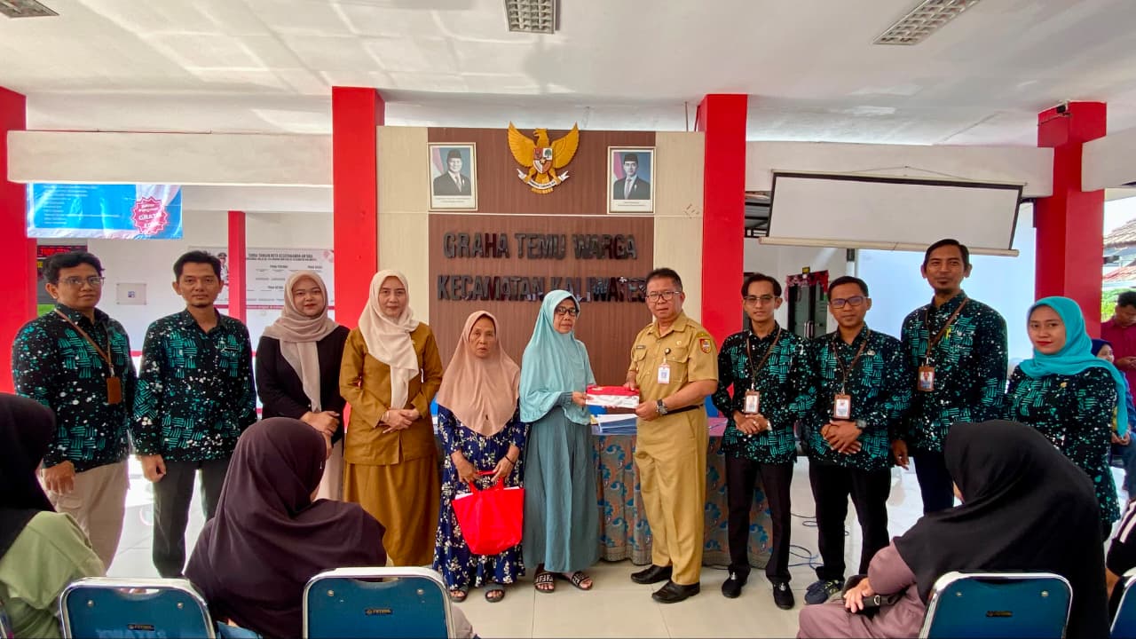 pembagian-kartu-kks-bagi-kpm-kelurahan-kepatihan-20260819