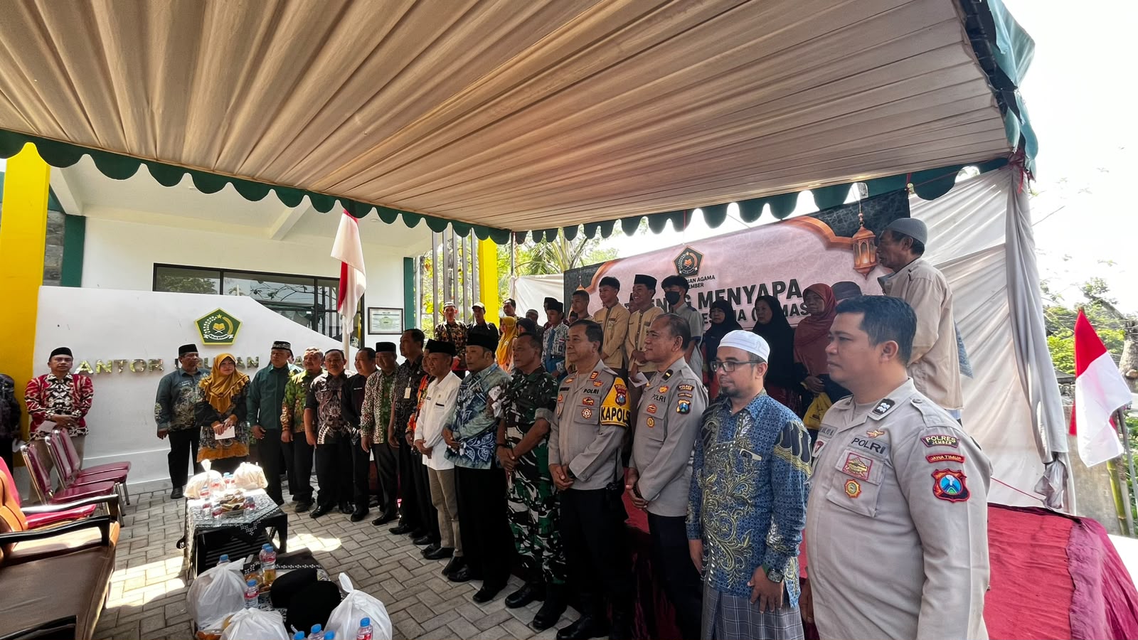 kelurahan-baratan-sambut-hangat-peresmian-gedung-baru-kua-patrang-peningkatan-pelayanan-keagamaan-di-tengah-masyarakat-20260820