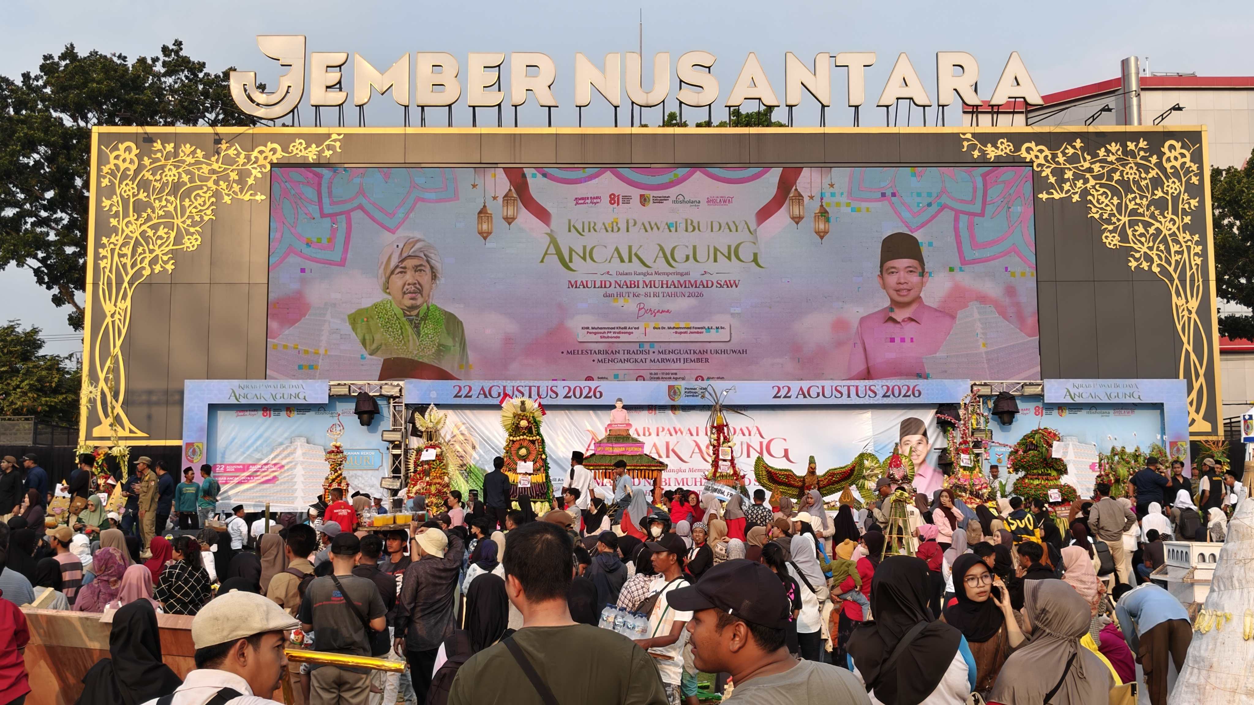 ancak-agung-jember-perkuat-ukhuwah-dan-kebersamaan-melalui-tradisi-budaya-20260823