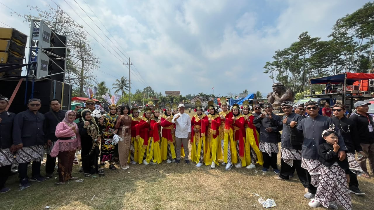 karnaval-desa-sukorambi-meriah-umkm-dan-pelestarian-budaya-ikut-bergerak-20260823