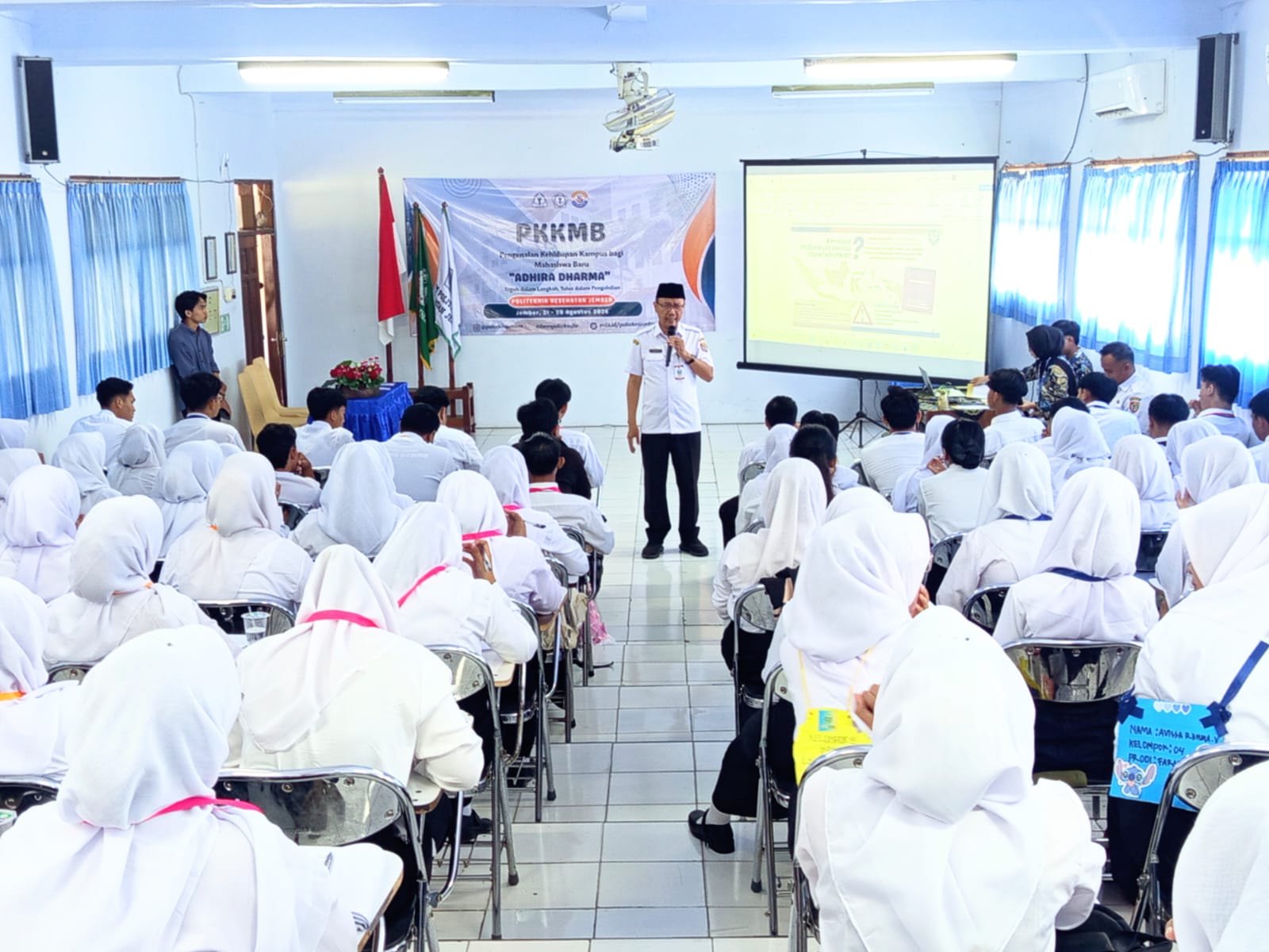 bakesbangpol-jember-bekali-mahasiswa-dengan-wawasan-kebangsaan-dan-bela-negara-20260826