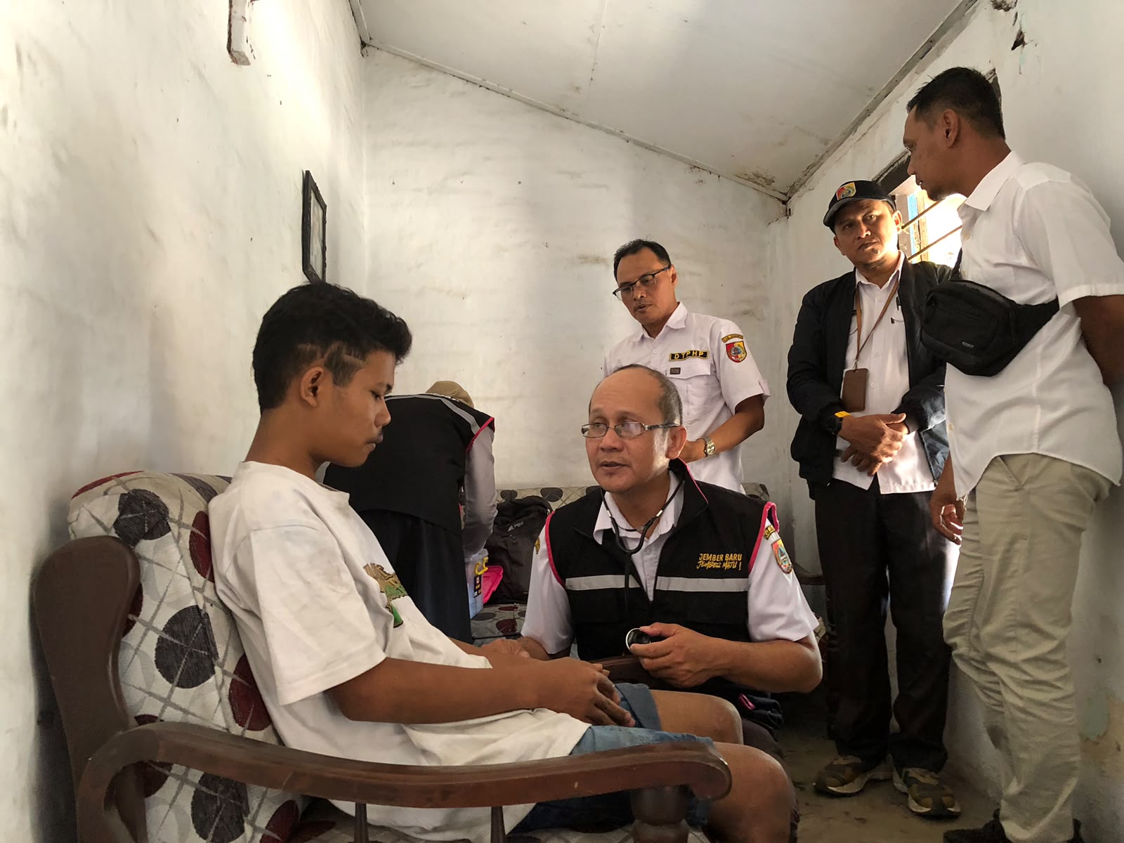 tak-cukup-percaya-data-monev-home-care-jember-turun-langsung-temui-warga-20260828