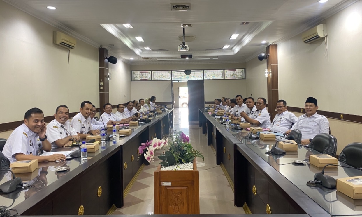 camat-mumbulsari-hadiri-rapat-komisi-a-dprd-jember-bahas-rka-2027-20260828