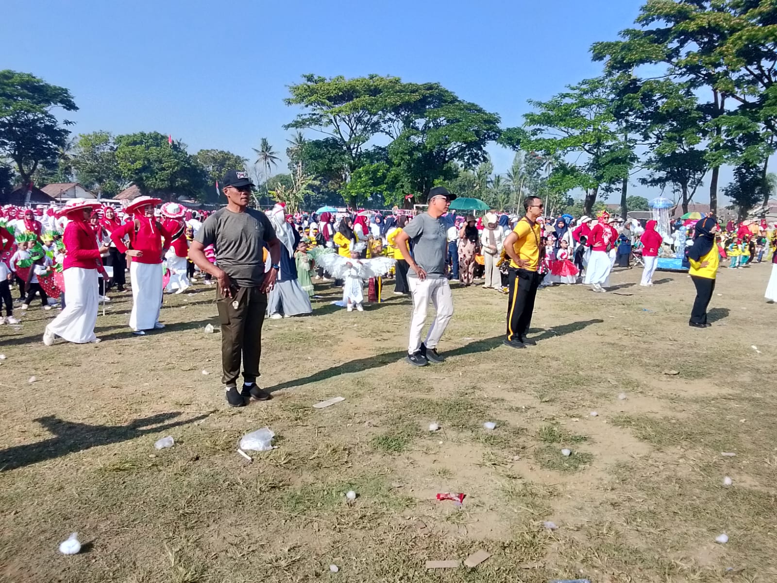 semarak-senam-masal-dan-jalan-sehat-tk-paud-se-kecamatan-mayang-tanamkan-gaya-hidup-sehat-sejak-dini-20260829