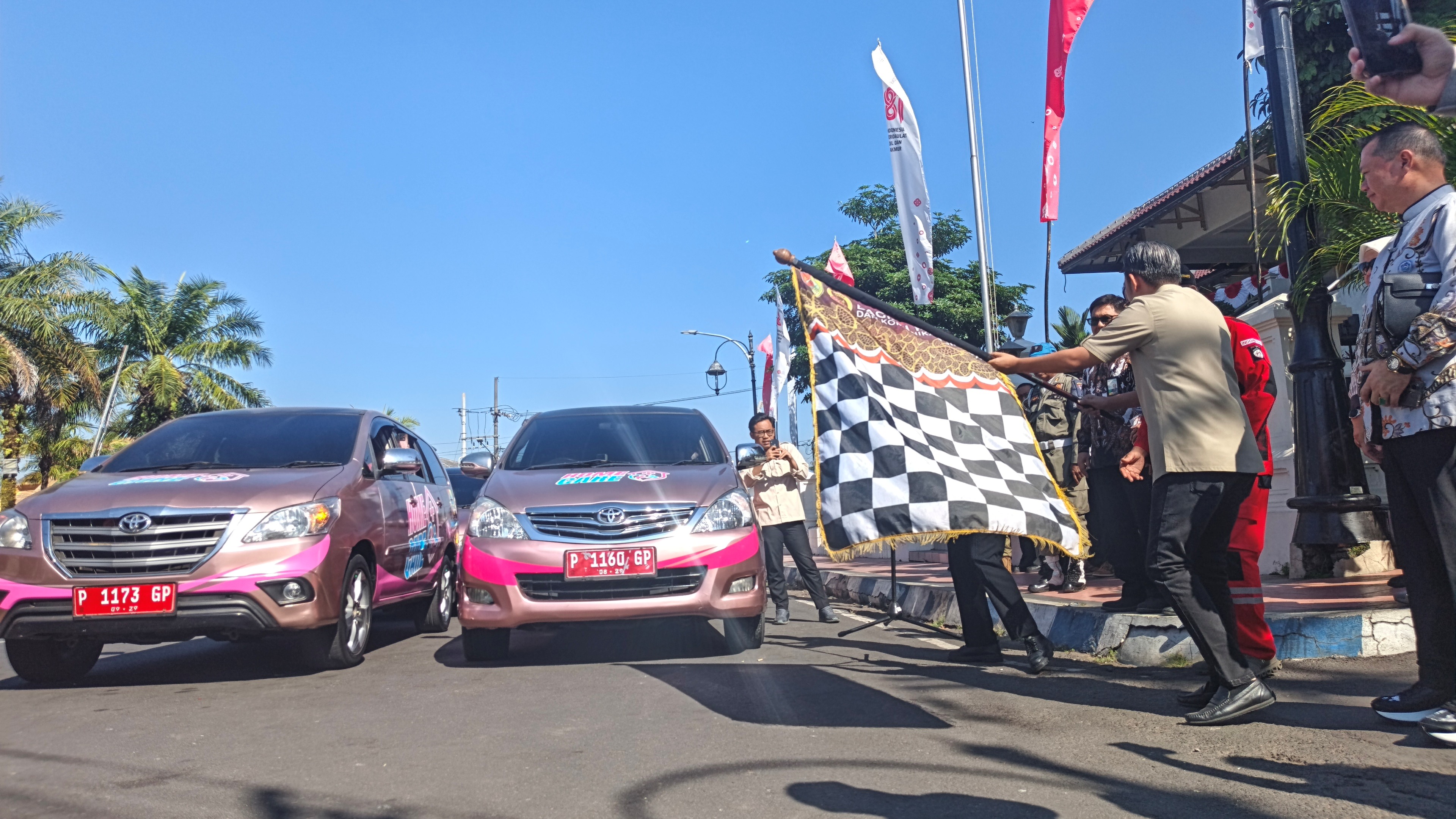 gus-fawait-berangkatkan-tim-homecare-serentak-dihadiri-komisaris-utama-pt-pegadaian-20260830