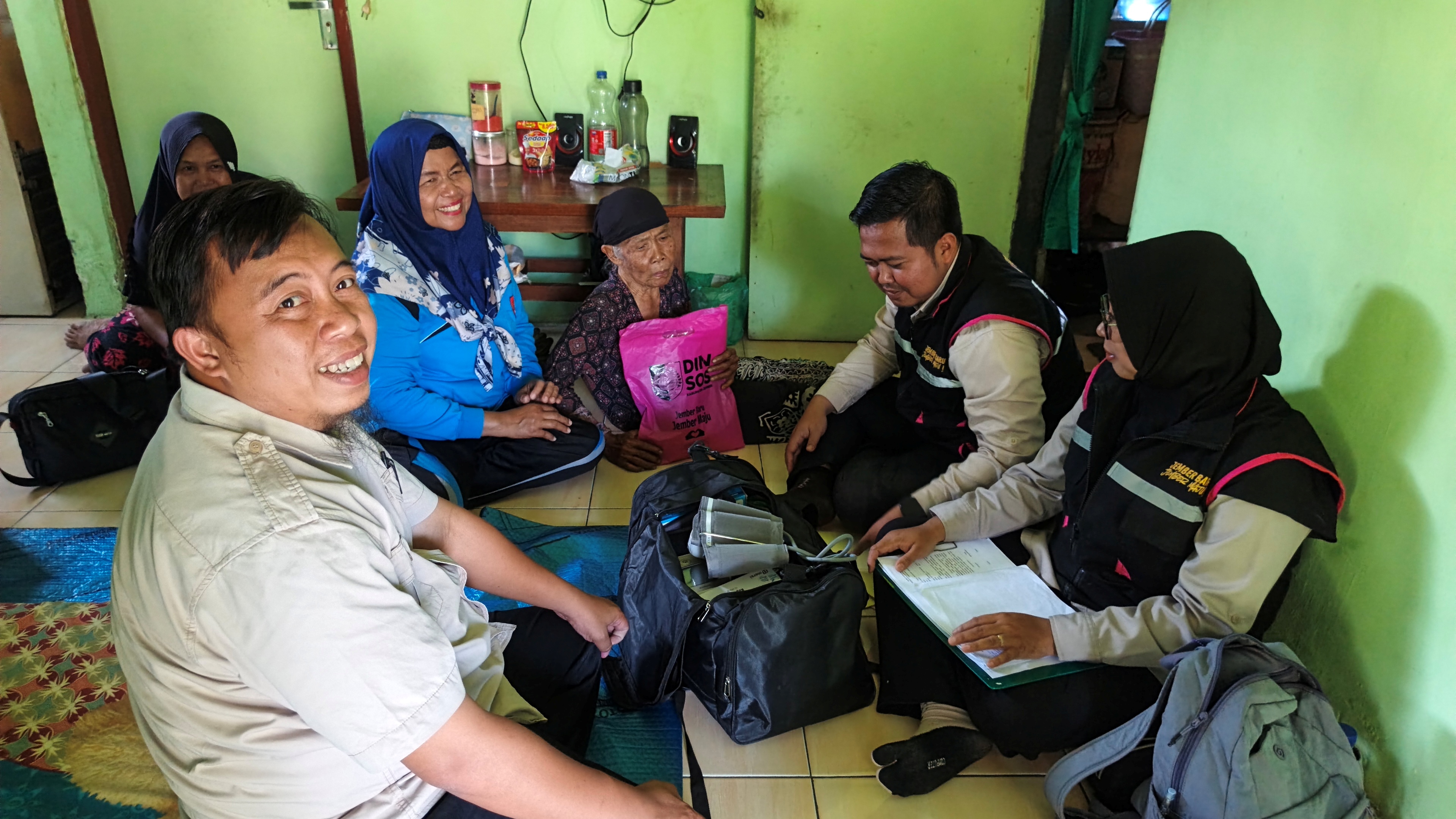 cek-langsung-ke-dusun-dinsos-pppa-jember-pastikan-program-homecare-tepat-sasaran-20260830