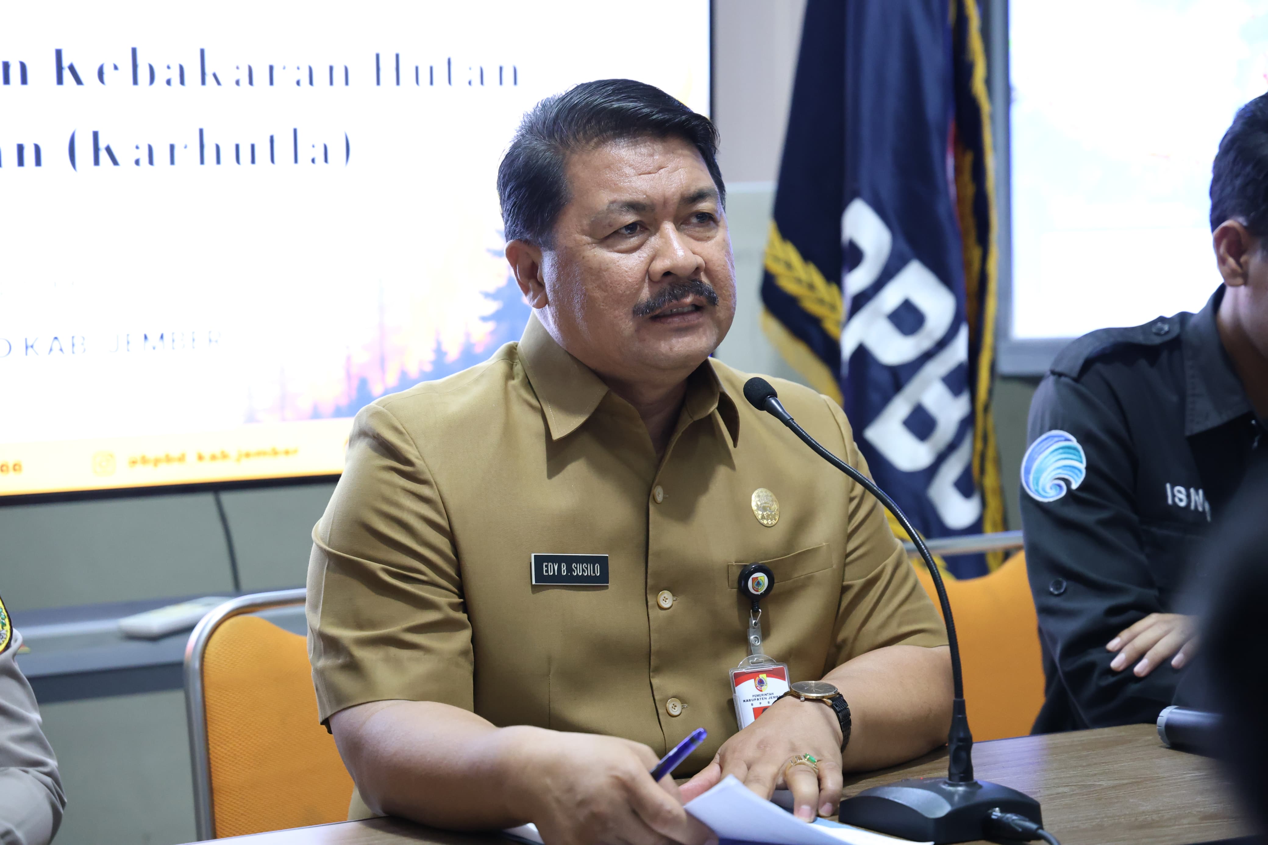 ruang-diskusi-media-bpbd-jember-ungkap-kondisi-bencana-selama-musim-kemarau-20260902