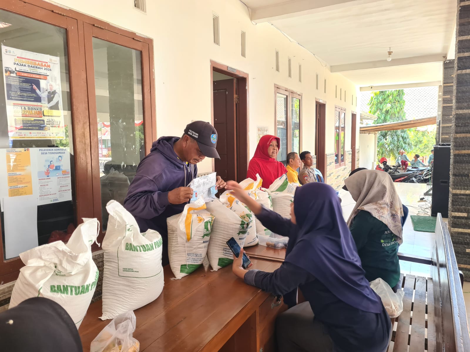 persiapan-tajemtra-2026-distribusi-banpang-di-desa-tisnogambar-akan-dilanjutkan-senin-depan-20260904