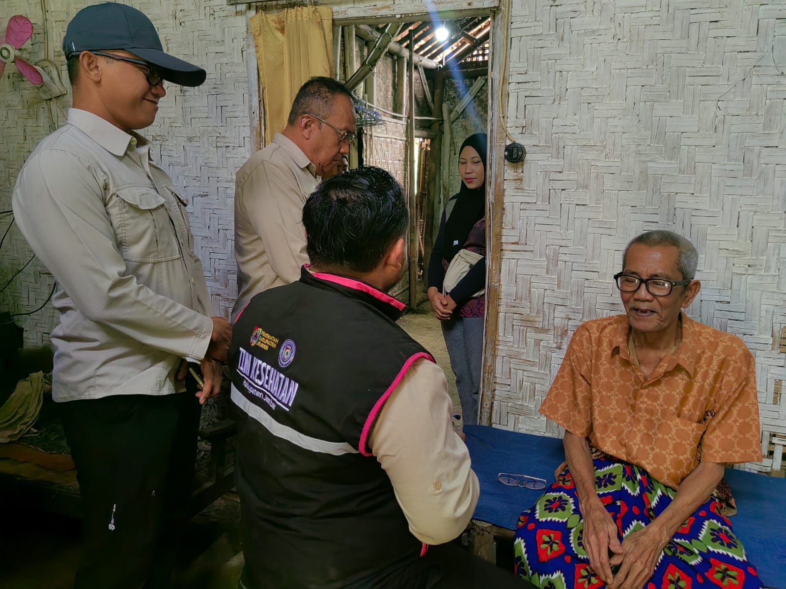 camat-umbulsari-dampingi-homecare-lansia-tunanetra-pastikan-pelayanan-kesehatan-hadir-hingga-rumah-20260904