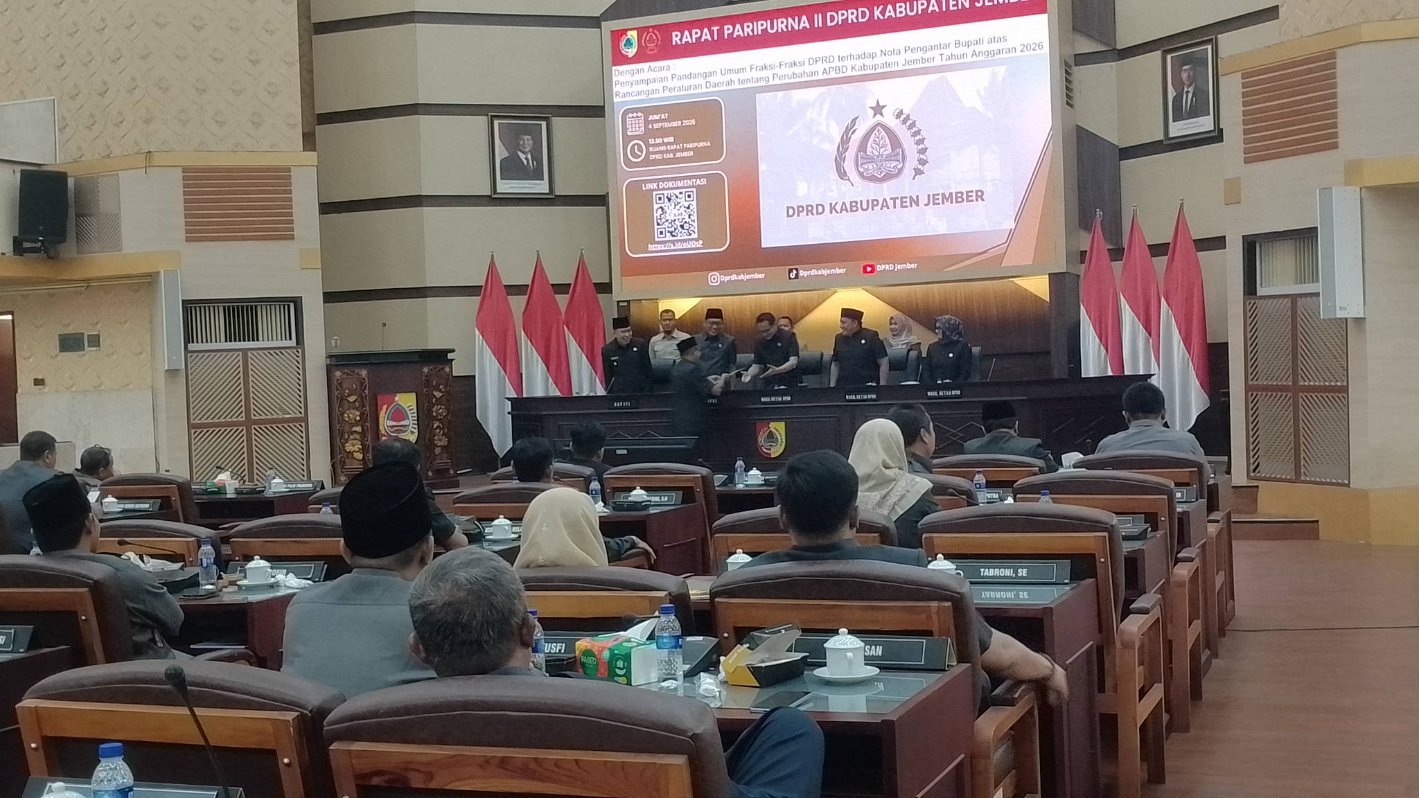 bupati-sambut-positif-pandangan-umum-fraksi-di-sidang-paripurna-dprd-jember-20260904
