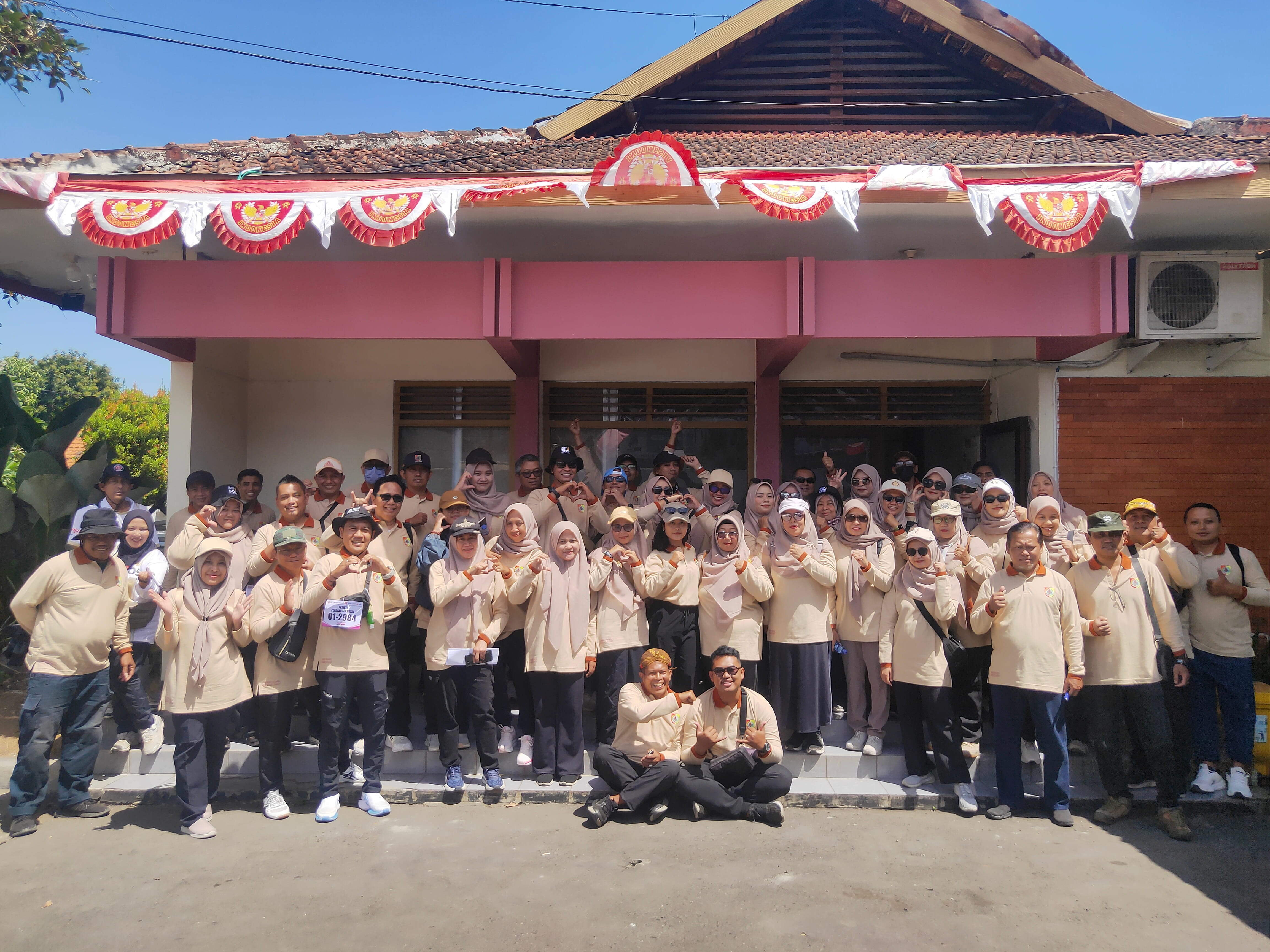 semarakkan-tajemtra-2026-kontingen-dinsos-pppa-jember-ajak-warga-bernyanyi-dan-berjoget-bersama-20260907
