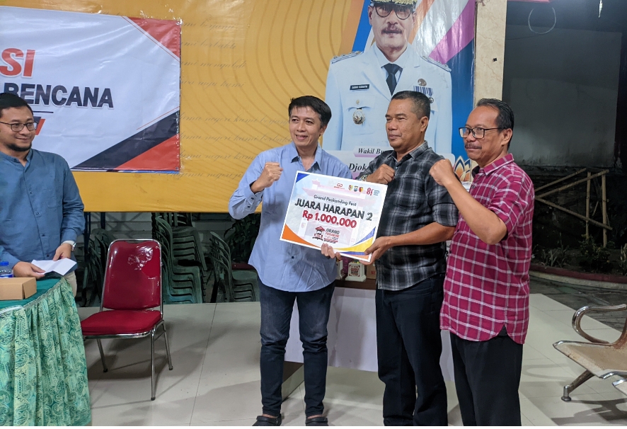 poskamling-rw-36-kebonsari-ukir-prestasi-di-grand-poskamling-fest-2026-20260908