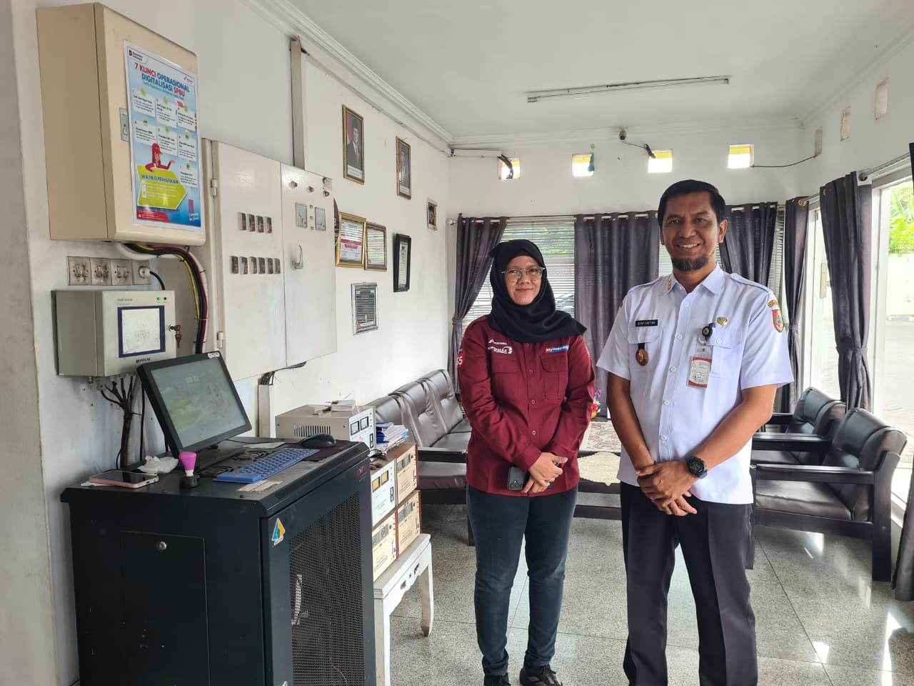 atas-instruksi-bupati-camat-bangsalsari-pantau-distribusi-bbm-di-spbu-20260909