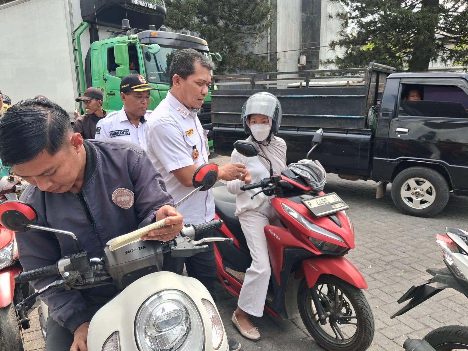 camat-sukorambi-tinjau-spbu-jubung-pastikan-stok-bbm-aman-20260909