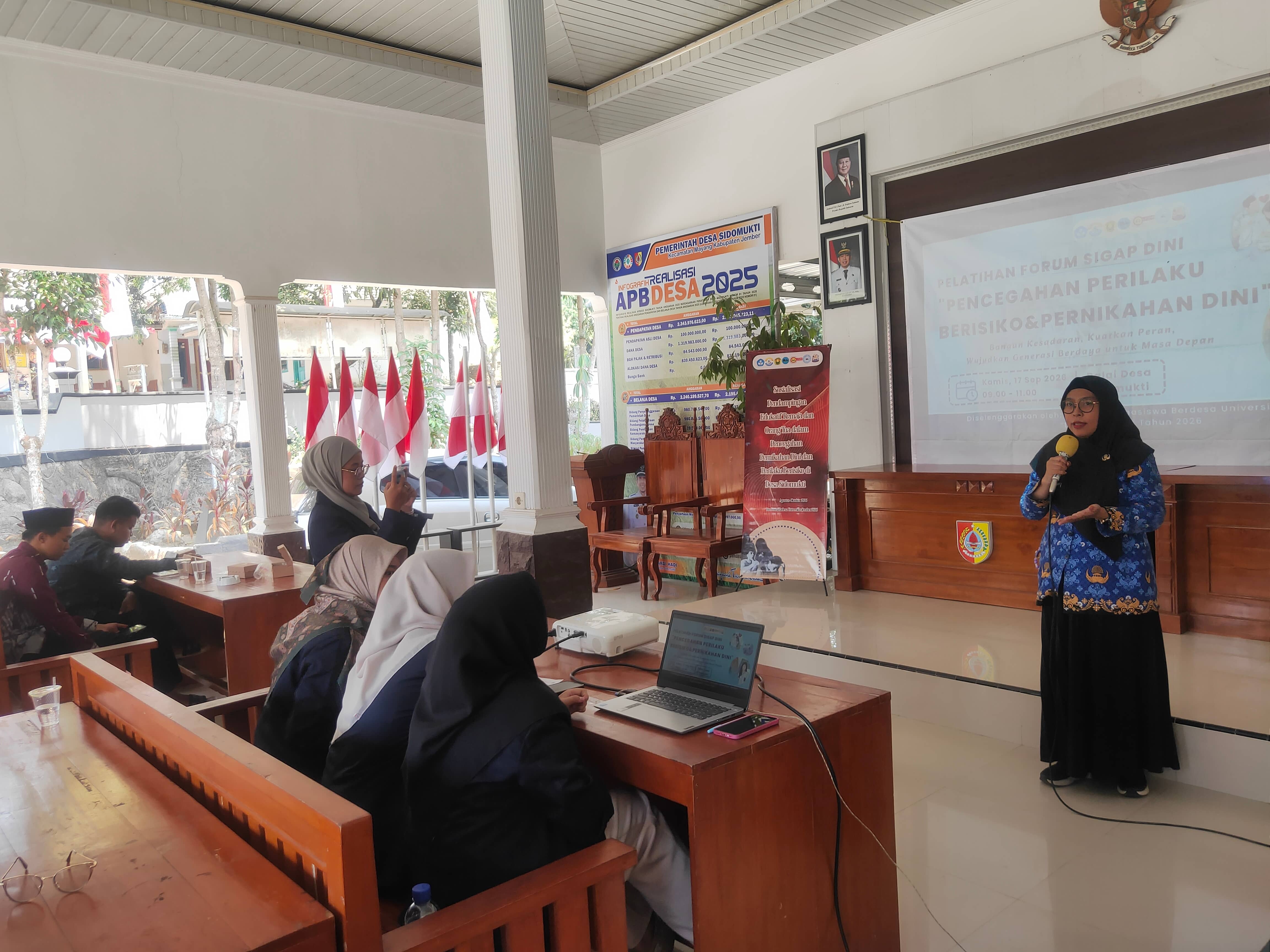cegah-pernikahan-anak-dan-perilaku-berisiko-mahasiswa-unej-bersama-pemdes-sidomukti-gelar-pelatihan-forum-sigap-dini-20260917