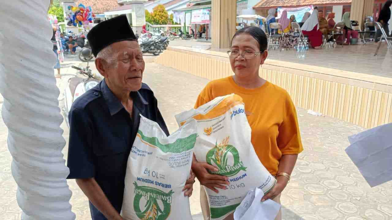 sepenggal-kisah-warga-lansia-penerima-bantuan-pangan-beras-di-kepanjen-20260919